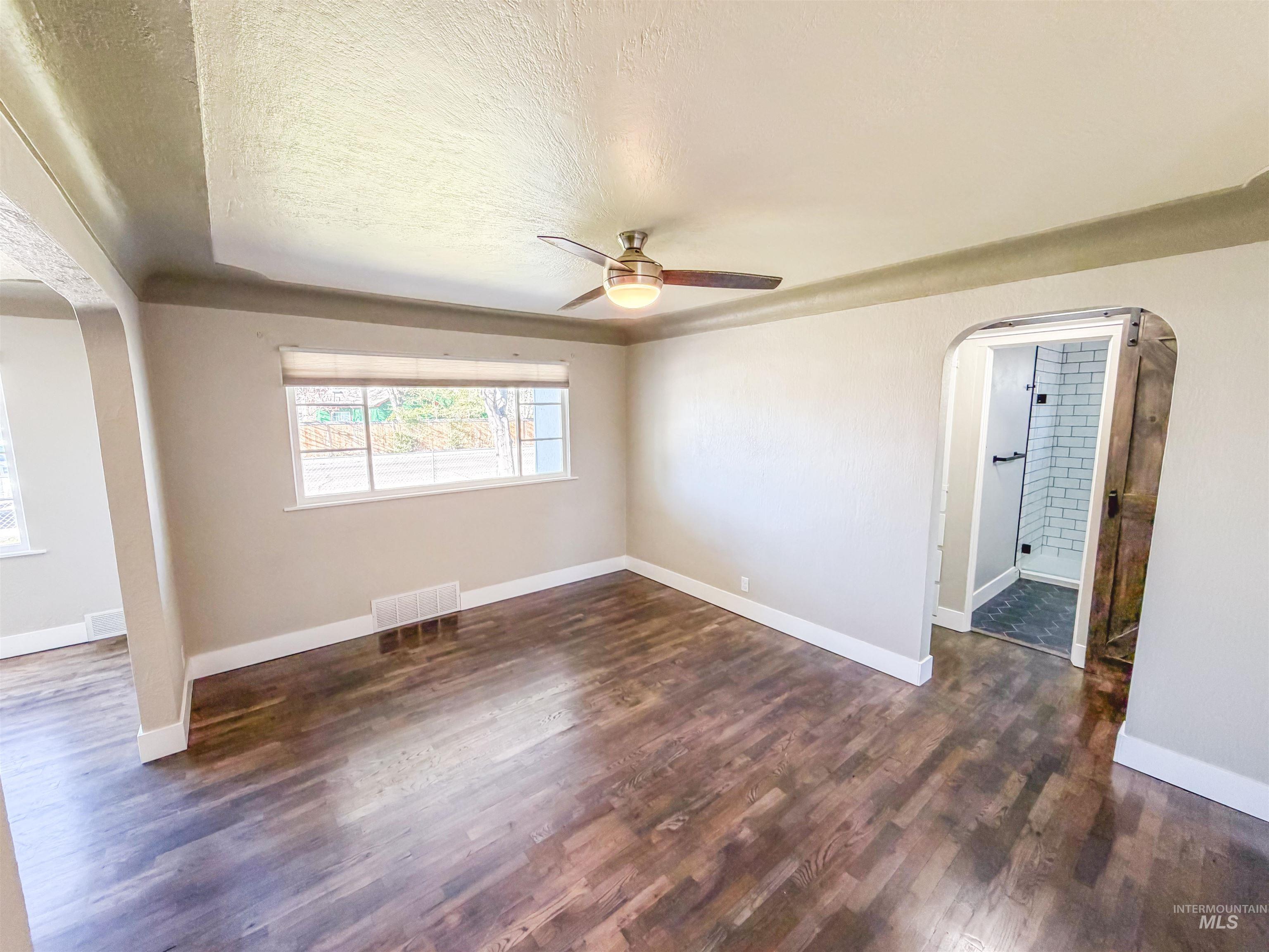 915 E Amity, Nampa, Idaho 83686, 4 Bedrooms, 2 Bathrooms, Residential For Sale, Price $420,000, 98981143