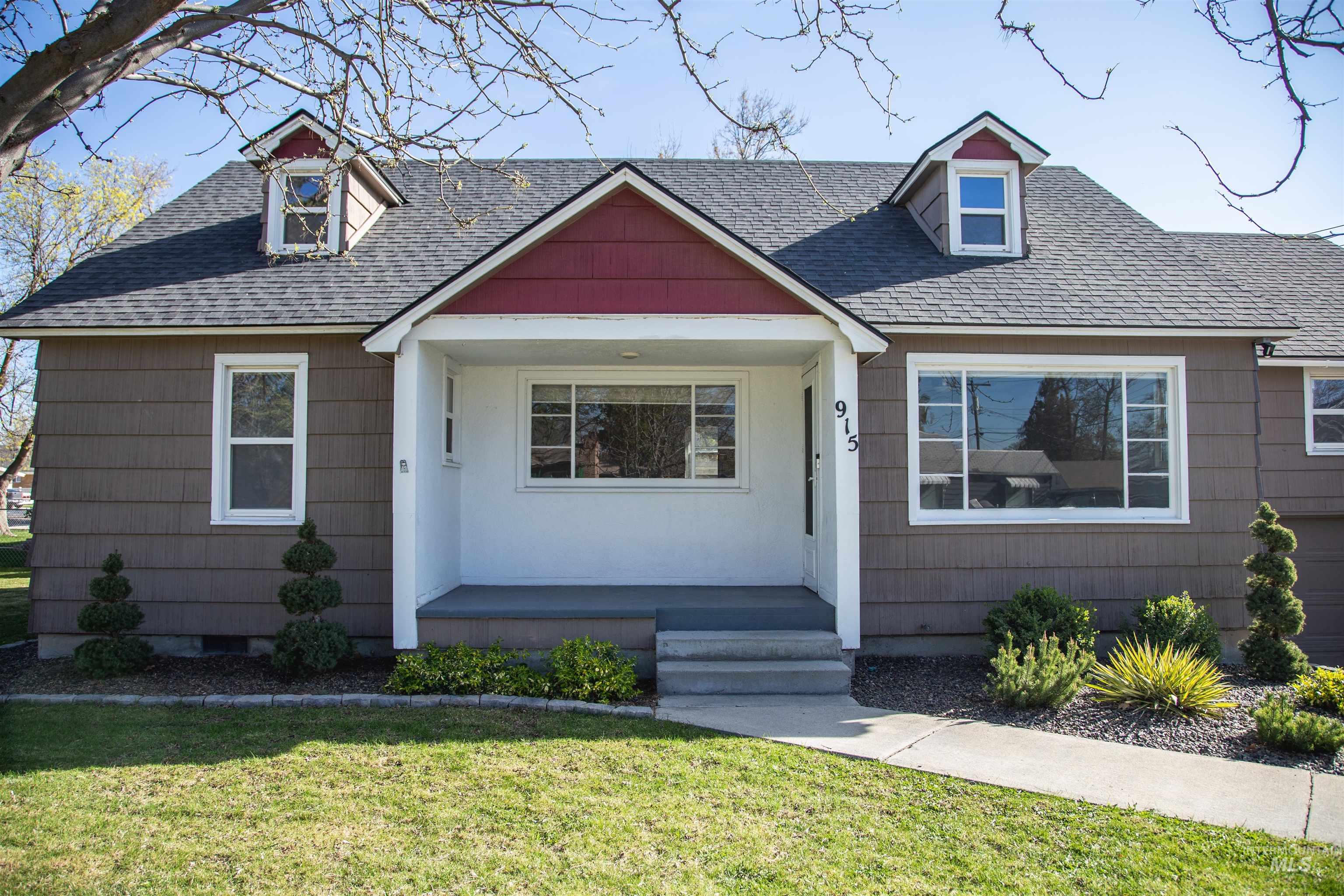 915 E Amity, Nampa, Idaho 83686, 4 Bedrooms, 2 Bathrooms, Residential For Sale, Price $420,000, 98981143