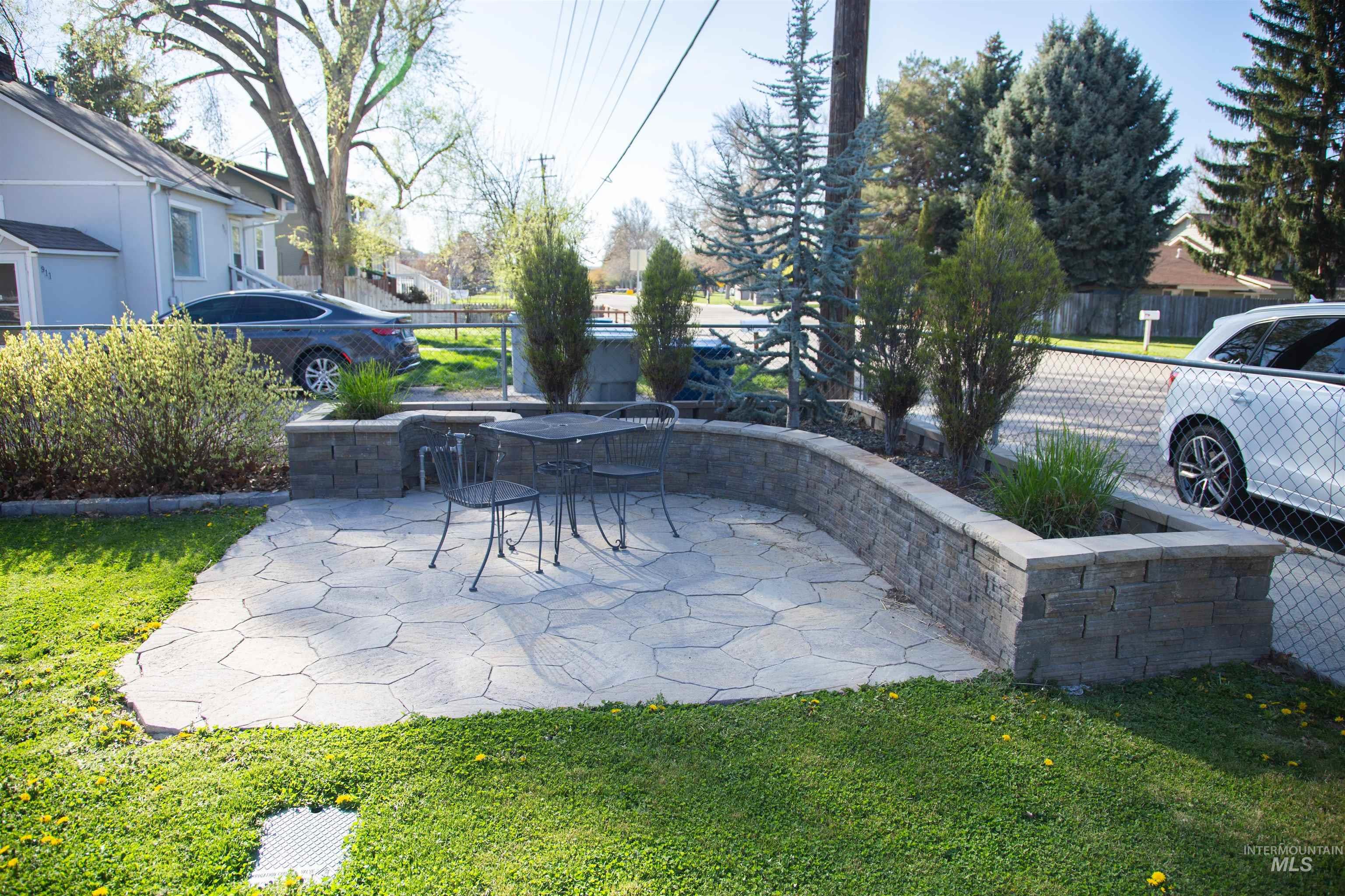 915 E Amity, Nampa, Idaho 83686, 4 Bedrooms, 2 Bathrooms, Residential For Sale, Price $420,000, 98981143