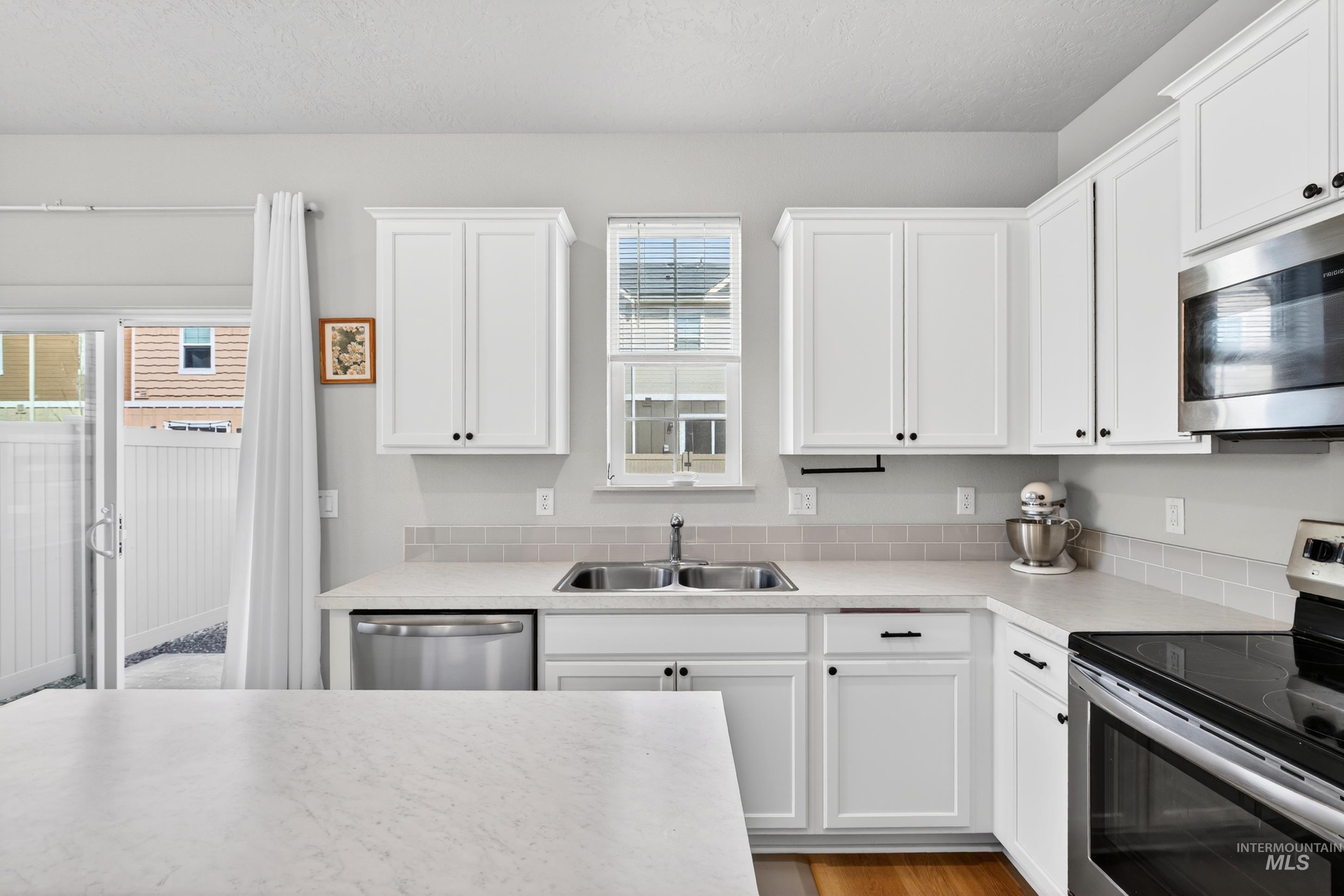 10698 W Springgold Ln., Boise, Idaho 83709, 3 Bedrooms, 2.5 Bathrooms, Residential For Sale, Price $350,000, 98981146