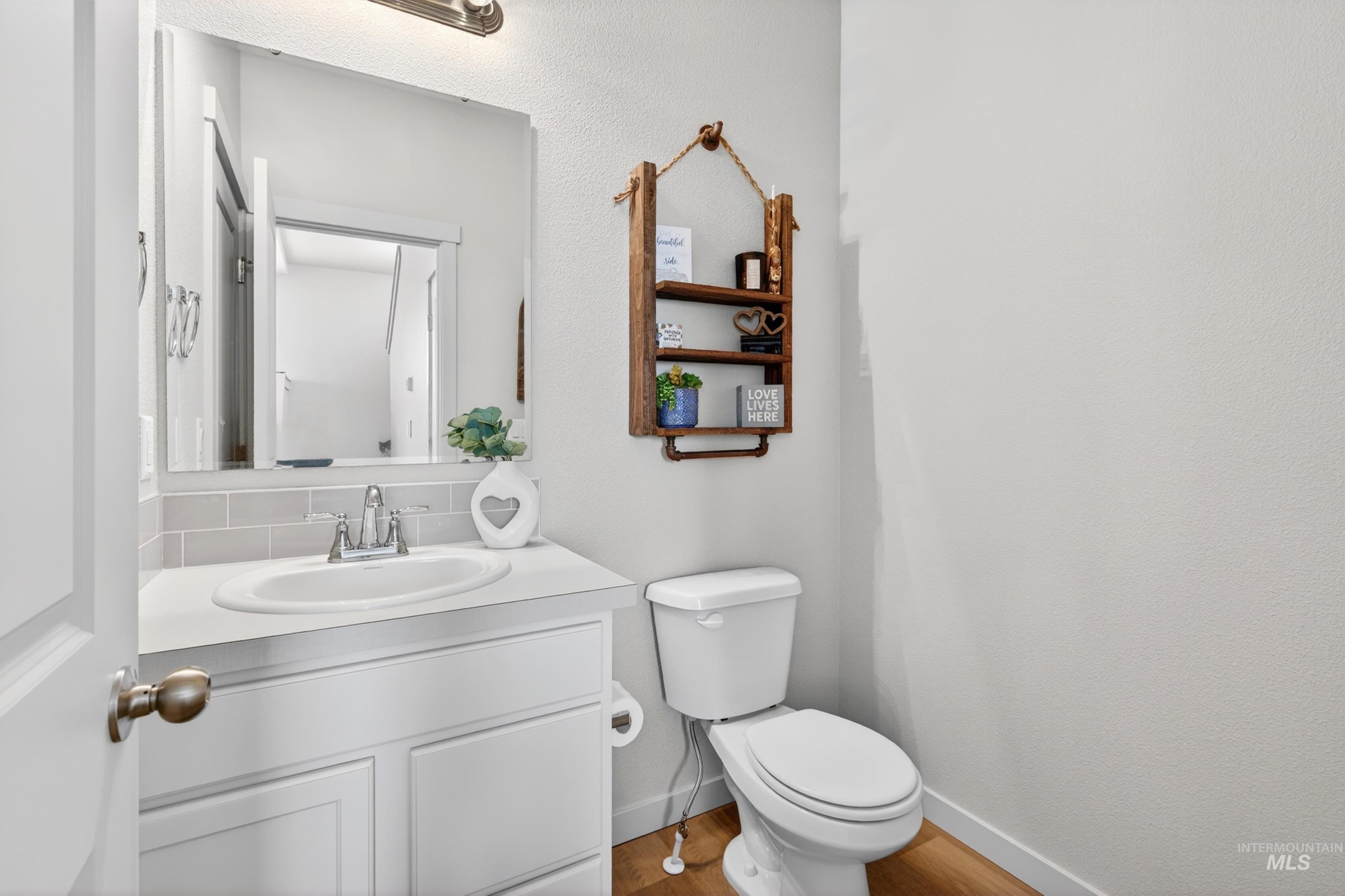 10698 W Springgold Ln., Boise, Idaho 83709, 3 Bedrooms, 2.5 Bathrooms, Residential For Sale, Price $350,000, 98981146