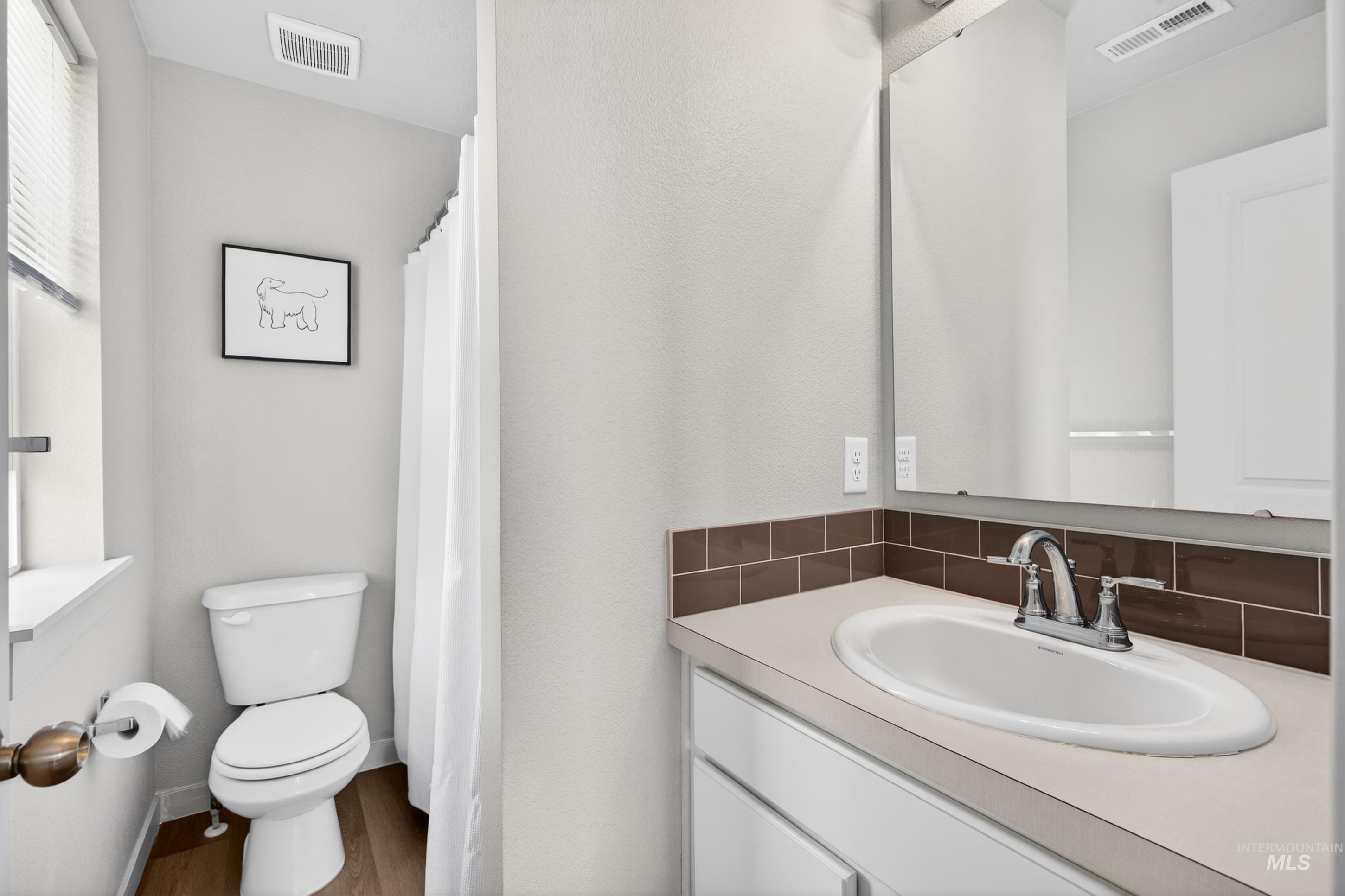 10698 W Springgold Ln., Boise, Idaho 83709, 3 Bedrooms, 2.5 Bathrooms, Residential For Sale, Price $350,000, 98981146