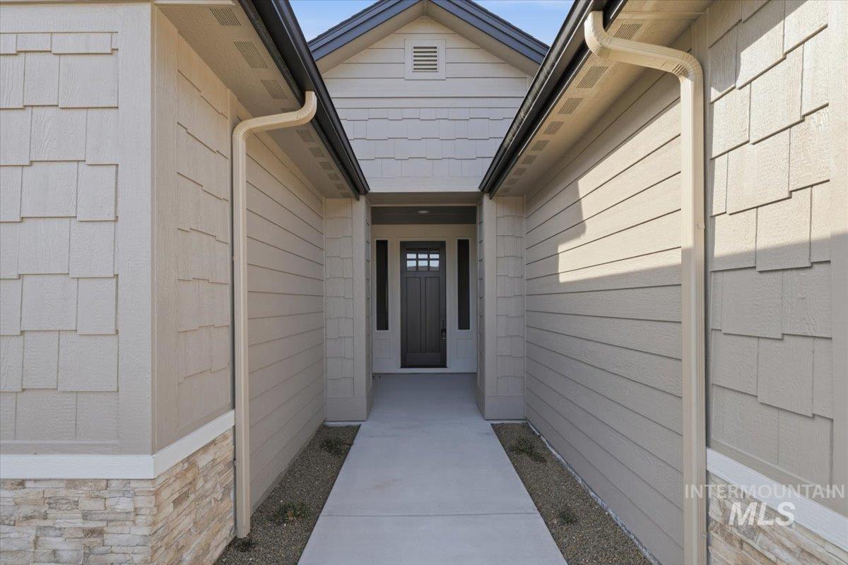 1709 Kayak Rd, Emmett, Idaho 83617, 3 Bedrooms, 2 Bathrooms, Residential For Sale, Price $538,500, 98981150