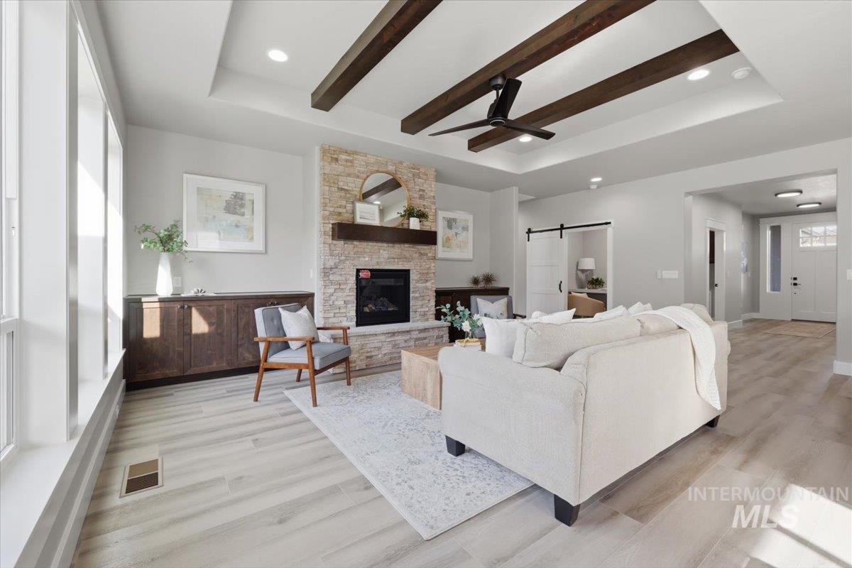 1709 Kayak Rd, Emmett, Idaho 83617, 3 Bedrooms, 2 Bathrooms, Residential For Sale, Price $538,500, 98981150