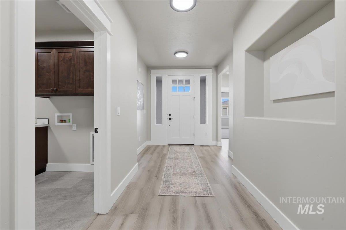 1709 Kayak Rd, Emmett, Idaho 83617, 3 Bedrooms, 2 Bathrooms, Residential For Sale, Price $538,500, 98981150