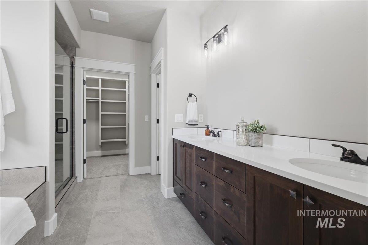 1709 Kayak Rd, Emmett, Idaho 83617, 3 Bedrooms, 2 Bathrooms, Residential For Sale, Price $538,500, 98981150