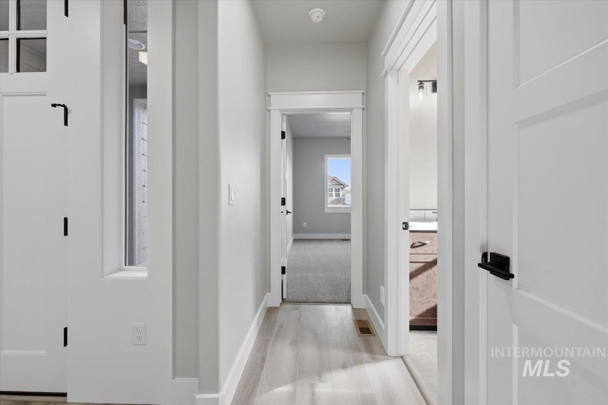 1709 Kayak Rd, Emmett, Idaho 83617, 3 Bedrooms, 2 Bathrooms, Residential For Sale, Price $538,500, 98981150