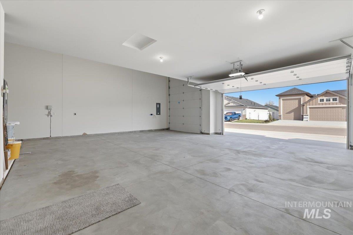 1709 Kayak Rd, Emmett, Idaho 83617, 3 Bedrooms, 2 Bathrooms, Residential For Sale, Price $538,500, 98981150