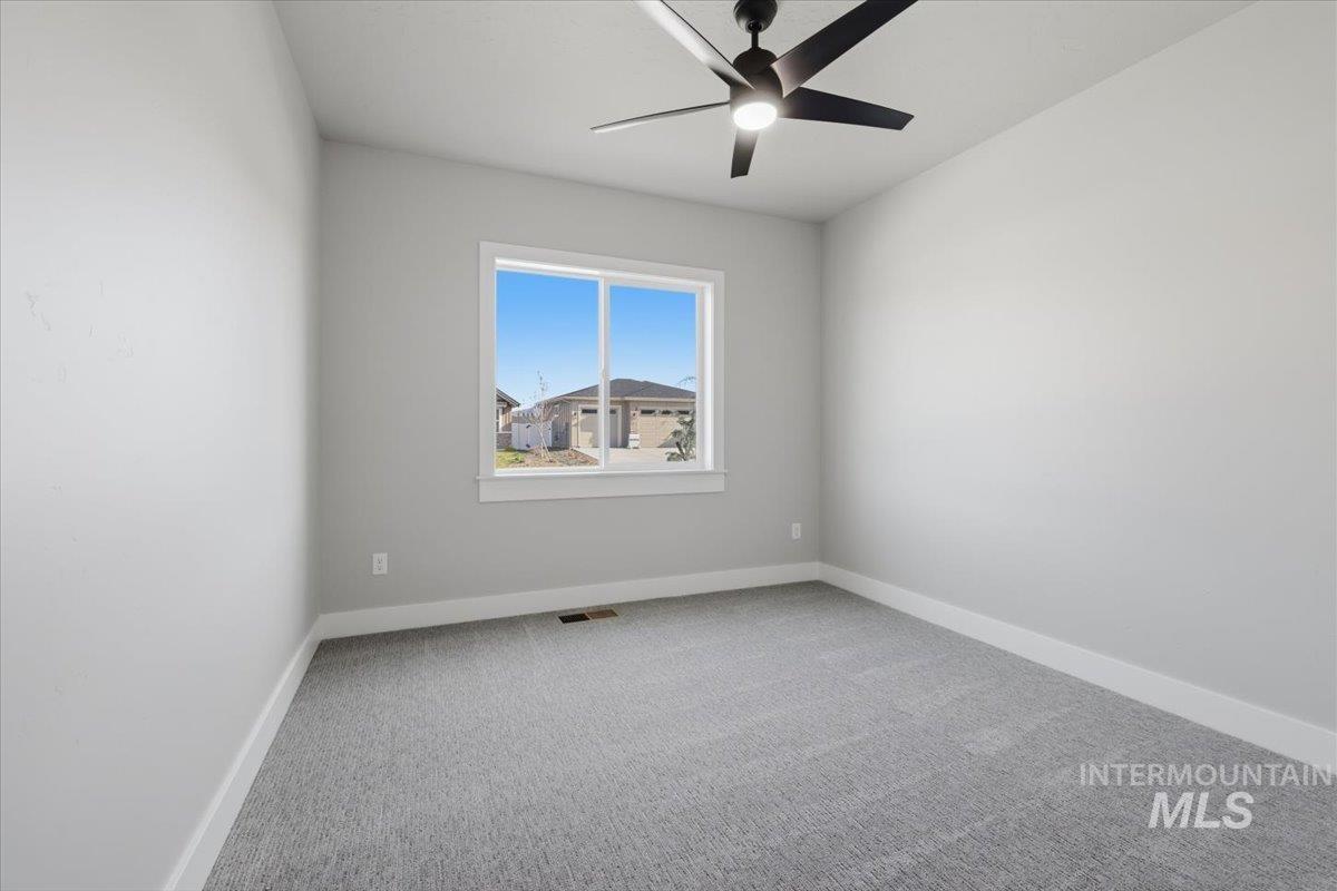 1709 Kayak Rd, Emmett, Idaho 83617, 3 Bedrooms, 2 Bathrooms, Residential For Sale, Price $538,500, 98981150