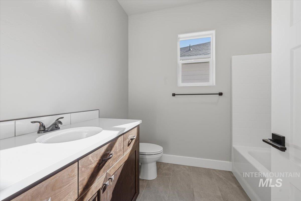 1709 Kayak Rd, Emmett, Idaho 83617, 3 Bedrooms, 2 Bathrooms, Residential For Sale, Price $538,500, 98981150