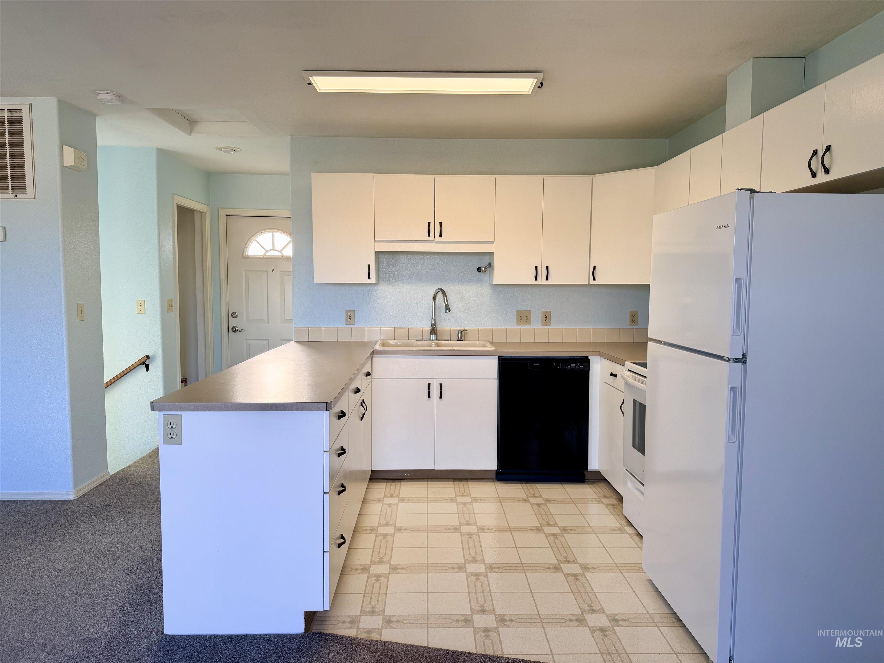 607 Park Street, Lewiston, Idaho 83501, 2 Bedrooms, 2 Bathrooms, Residential For Sale, Price $229,700, 98981157