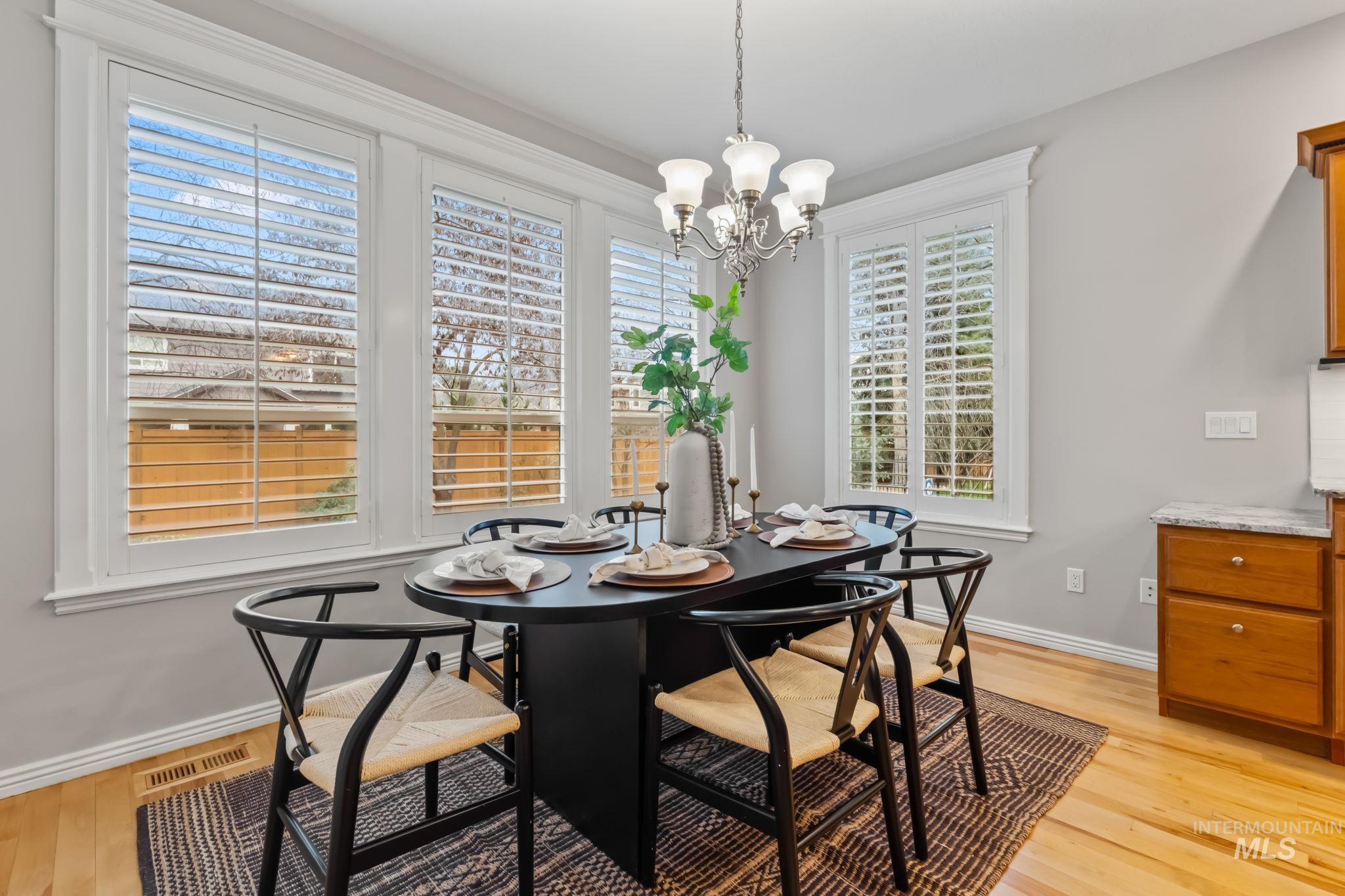 1579 N Watson Way, Eagle, Idaho 83616, 3 Bedrooms, 3 Bathrooms, Residential For Sale, Price $880,000, 98981158