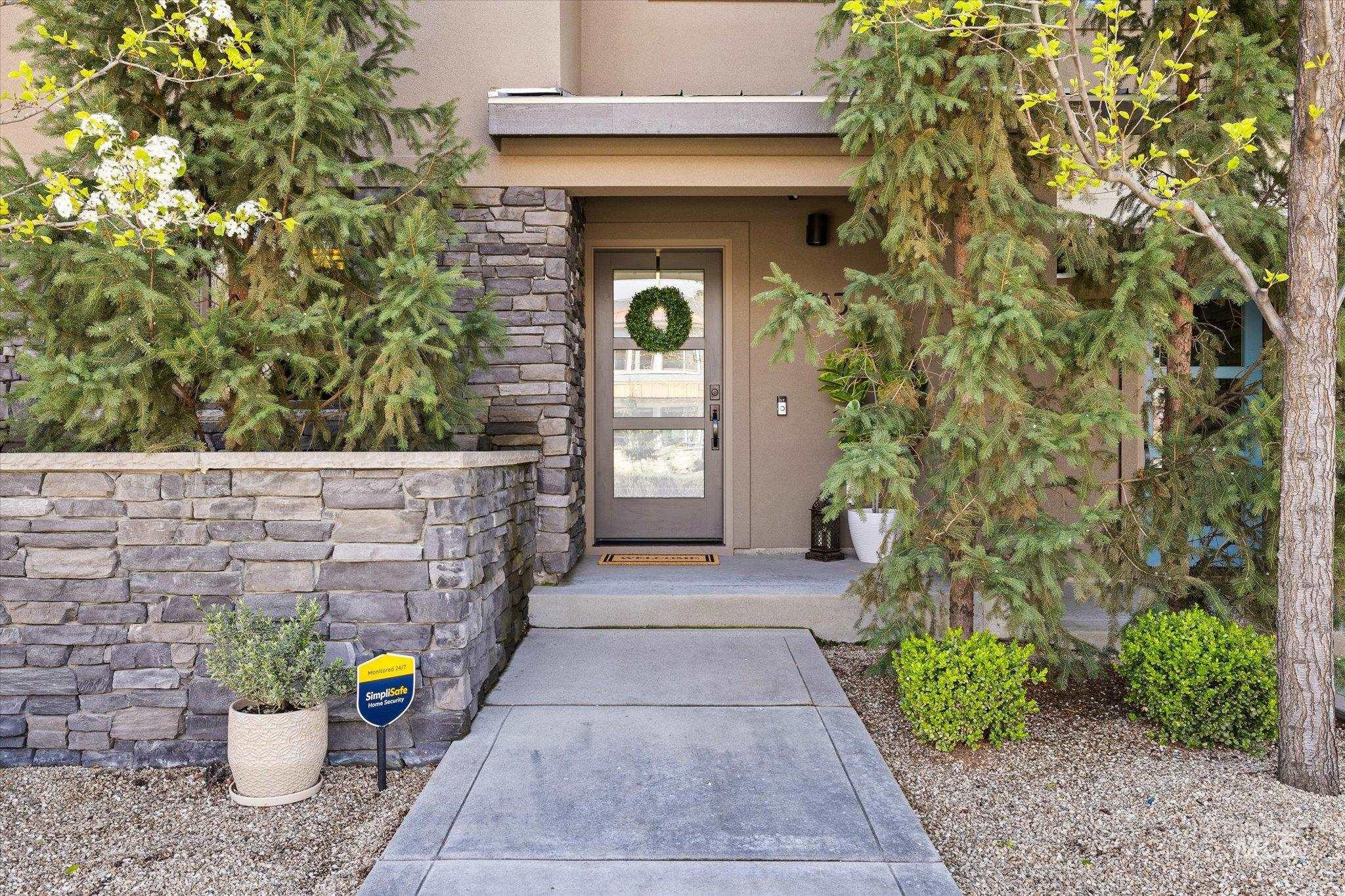 3693 E Parkcenter Blvd, Boise, Idaho 83716, 3 Bedrooms, 3 Bathrooms, Residential For Sale, Price $629,900, 98981159