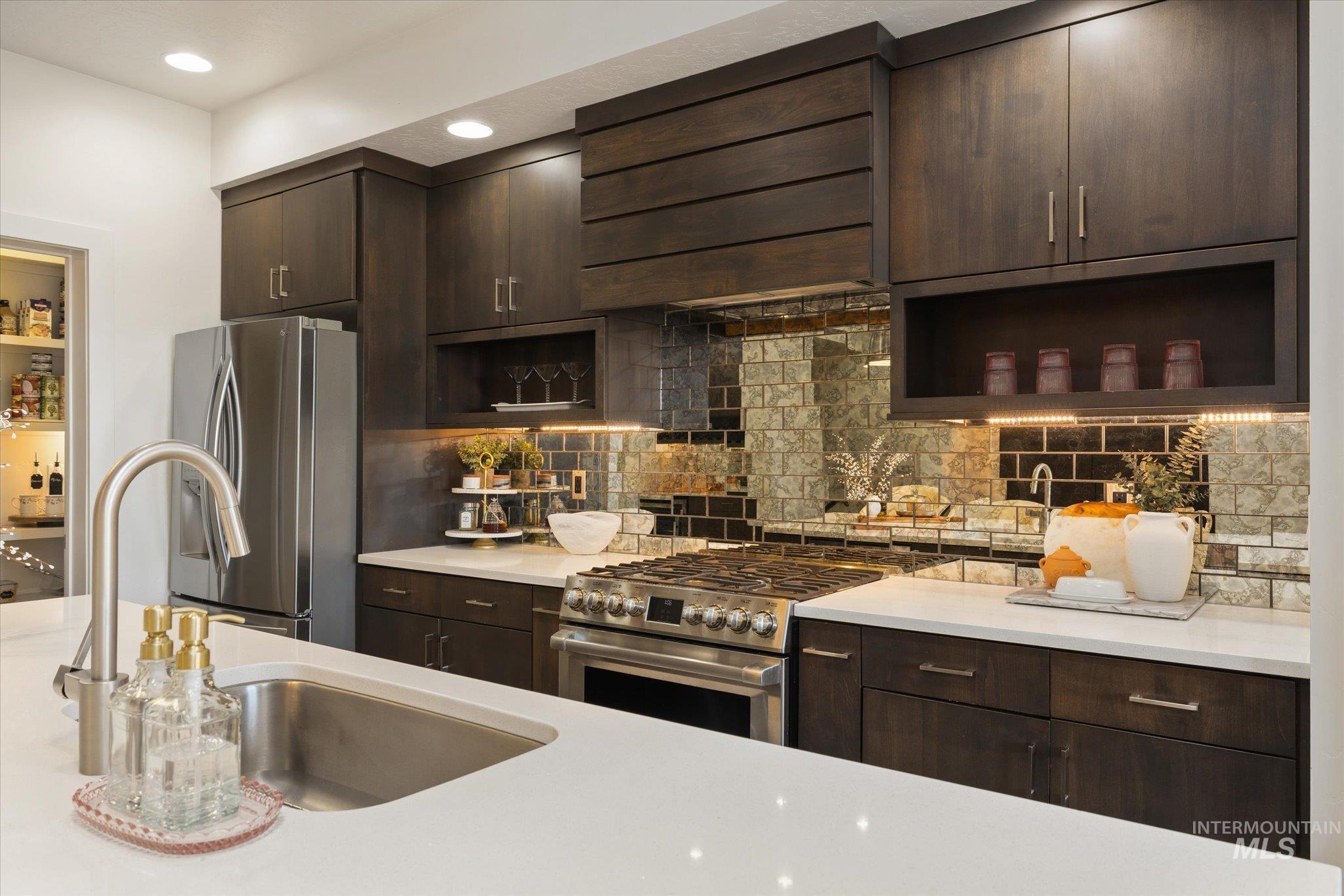 3693 E Parkcenter Blvd, Boise, Idaho 83716, 3 Bedrooms, 3 Bathrooms, Residential For Sale, Price $629,900, 98981159