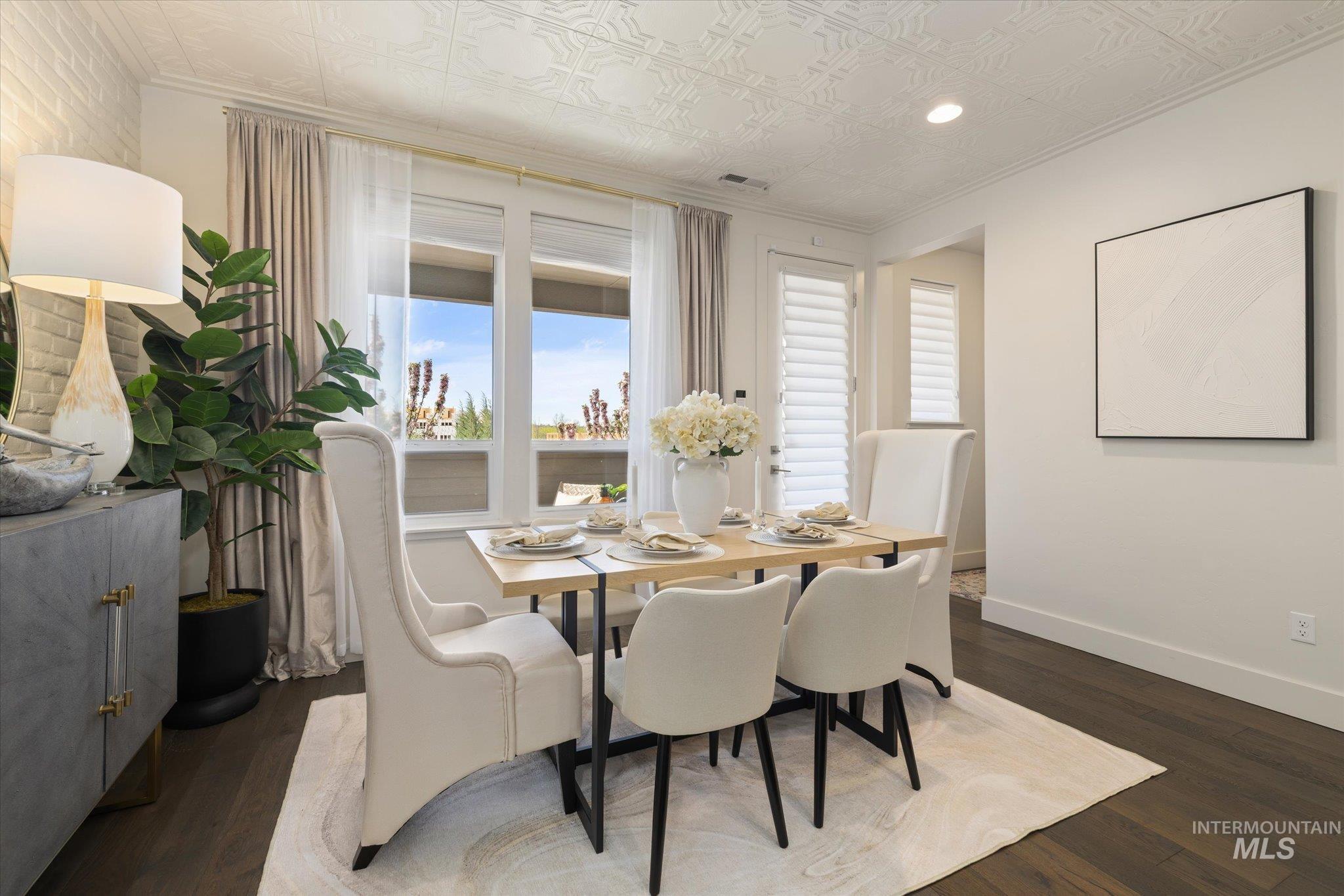 3693 E Parkcenter Blvd, Boise, Idaho 83716, 3 Bedrooms, 3 Bathrooms, Residential For Sale, Price $629,900, 98981159