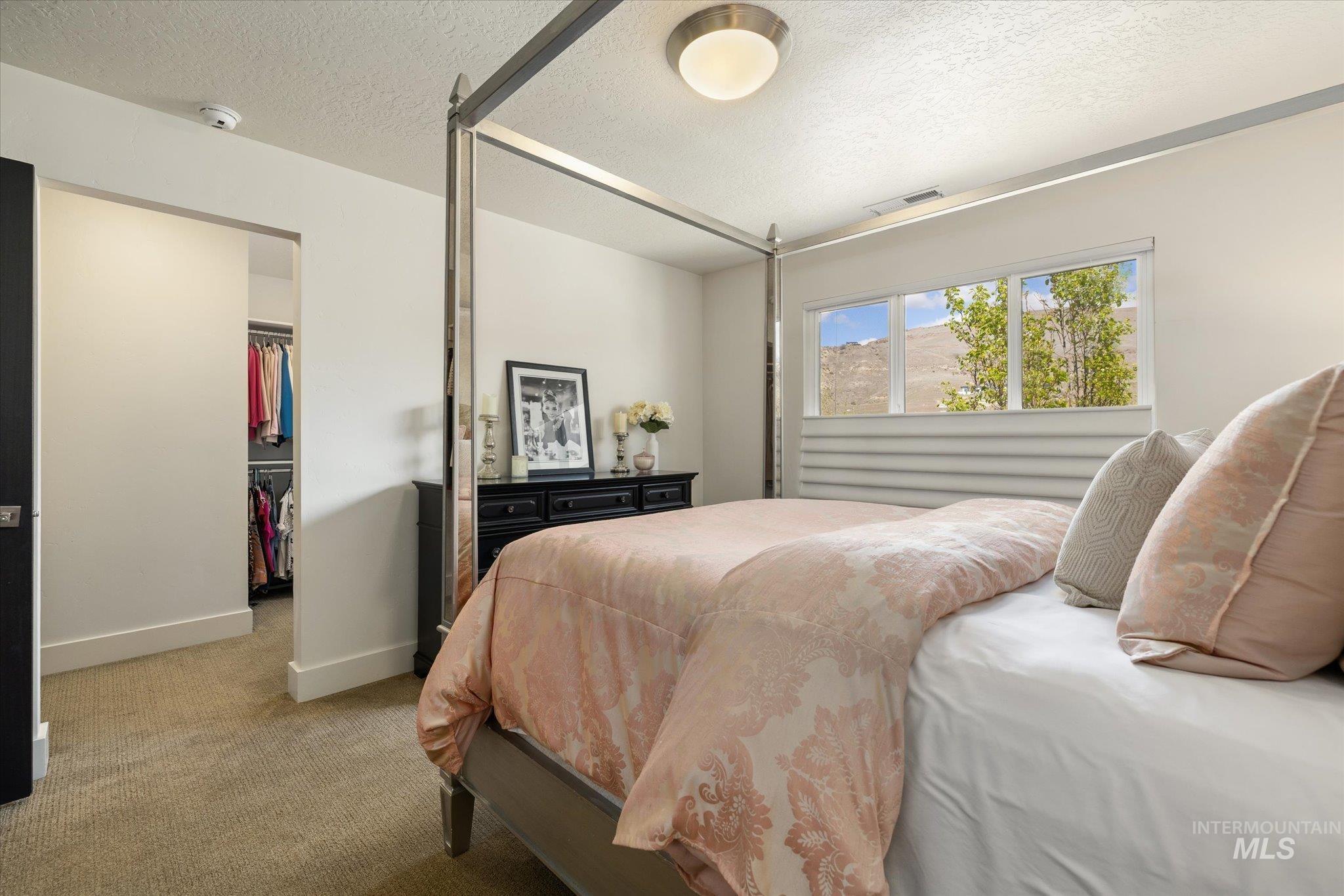 3693 E Parkcenter Blvd, Boise, Idaho 83716, 3 Bedrooms, 3 Bathrooms, Residential For Sale, Price $629,900, 98981159