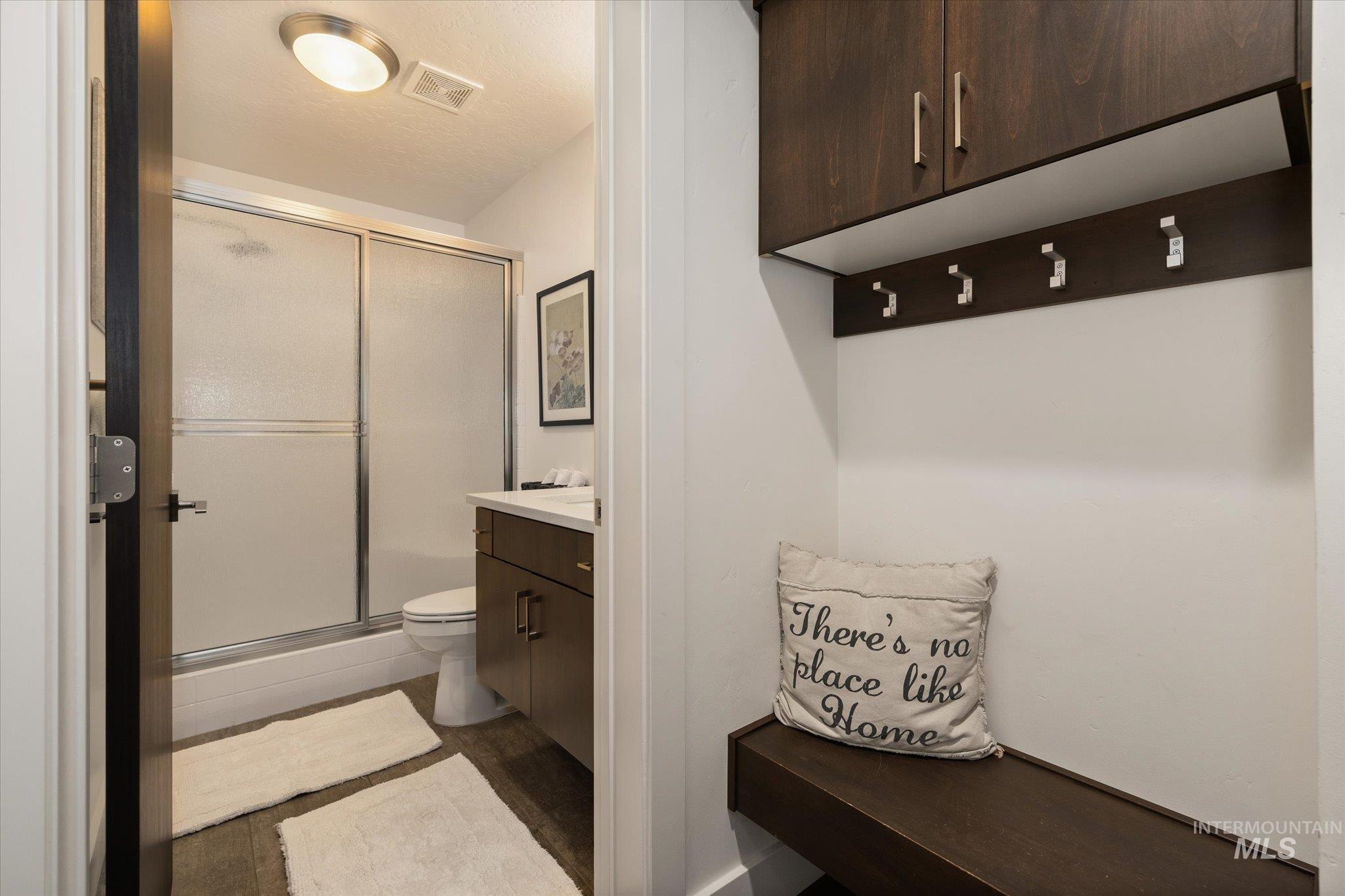 3693 E Parkcenter Blvd, Boise, Idaho 83716, 3 Bedrooms, 3 Bathrooms, Residential For Sale, Price $629,900, 98981159