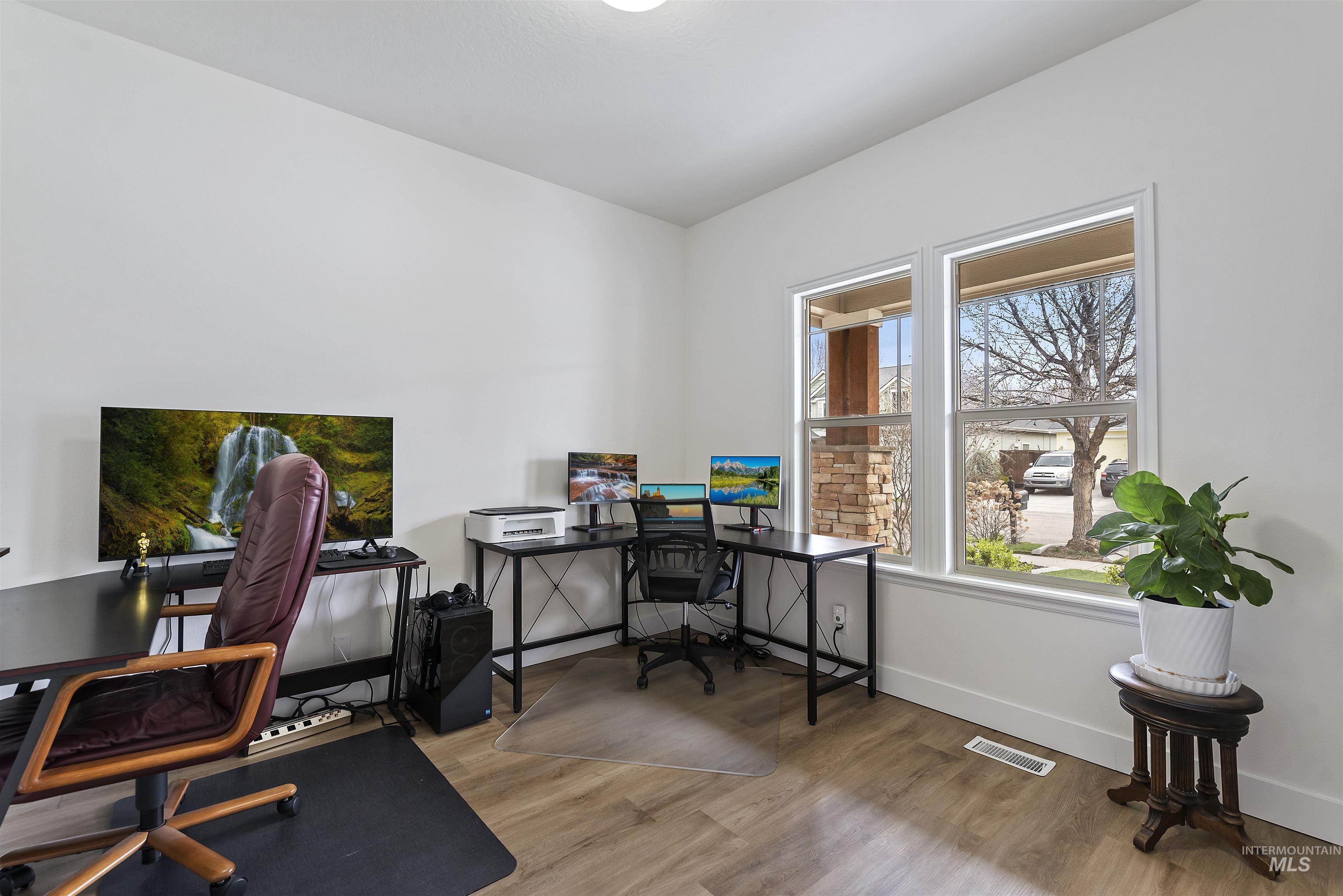 5791 N Arliss Ave, Meridian, Idaho 83646, 3 Bedrooms, 3 Bathrooms, Residential For Sale, Price $649,900, 98981160