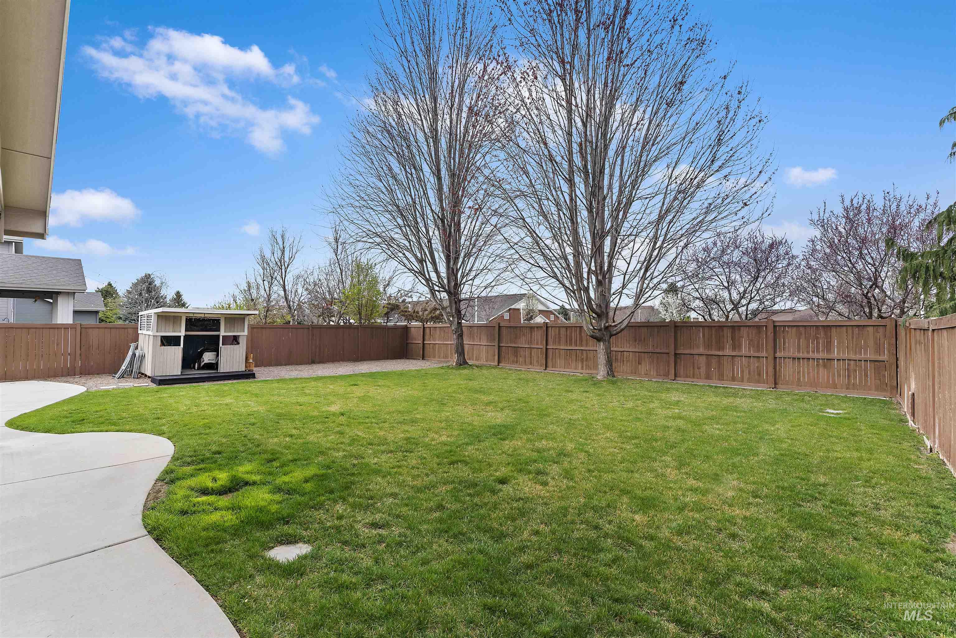 5791 N Arliss Ave, Meridian, Idaho 83646, 3 Bedrooms, 3 Bathrooms, Residential For Sale, Price $629,900, 98981160