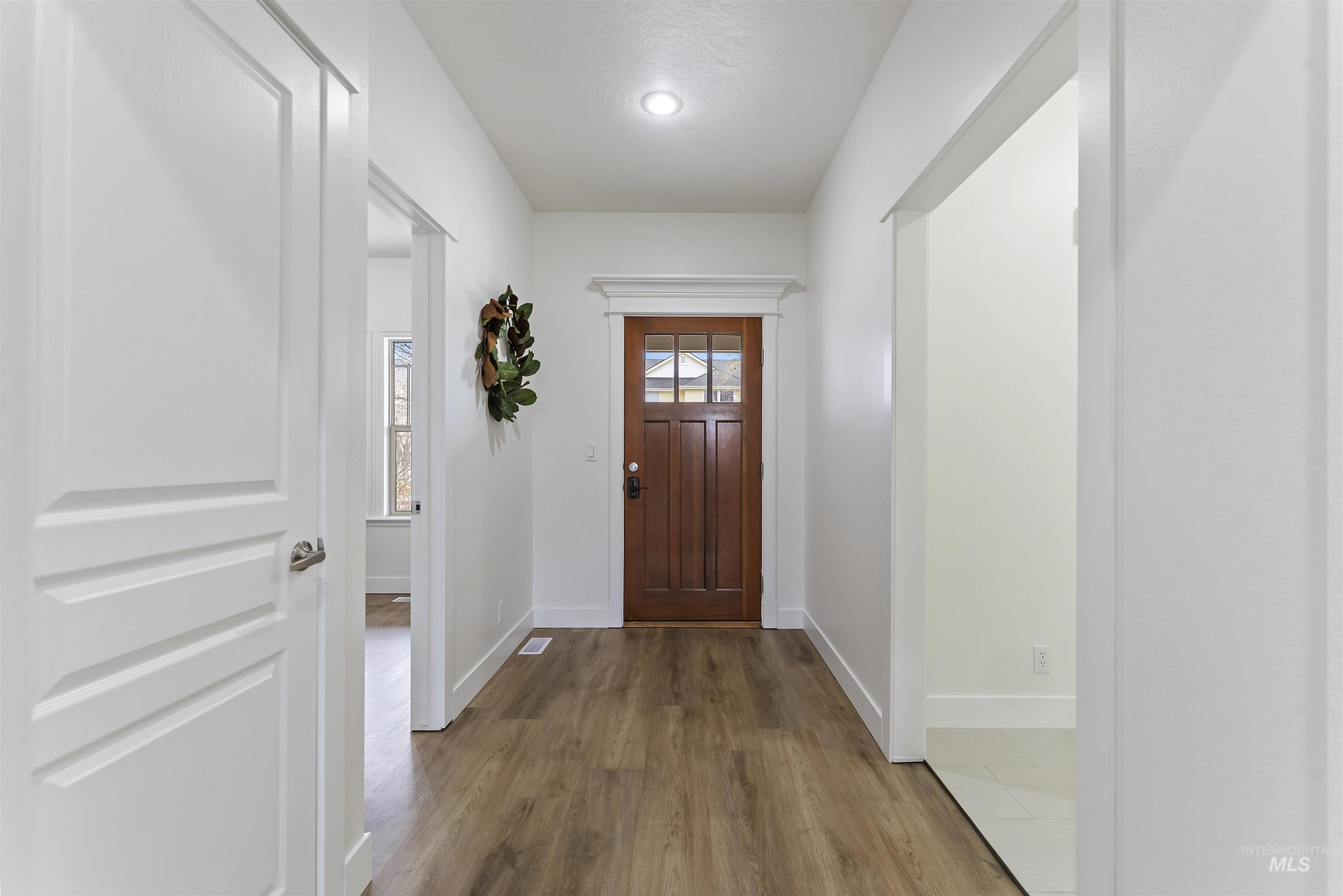 5791 N Arliss Ave, Meridian, Idaho 83646, 3 Bedrooms, 3 Bathrooms, Residential For Sale, Price $629,900, 98981160
