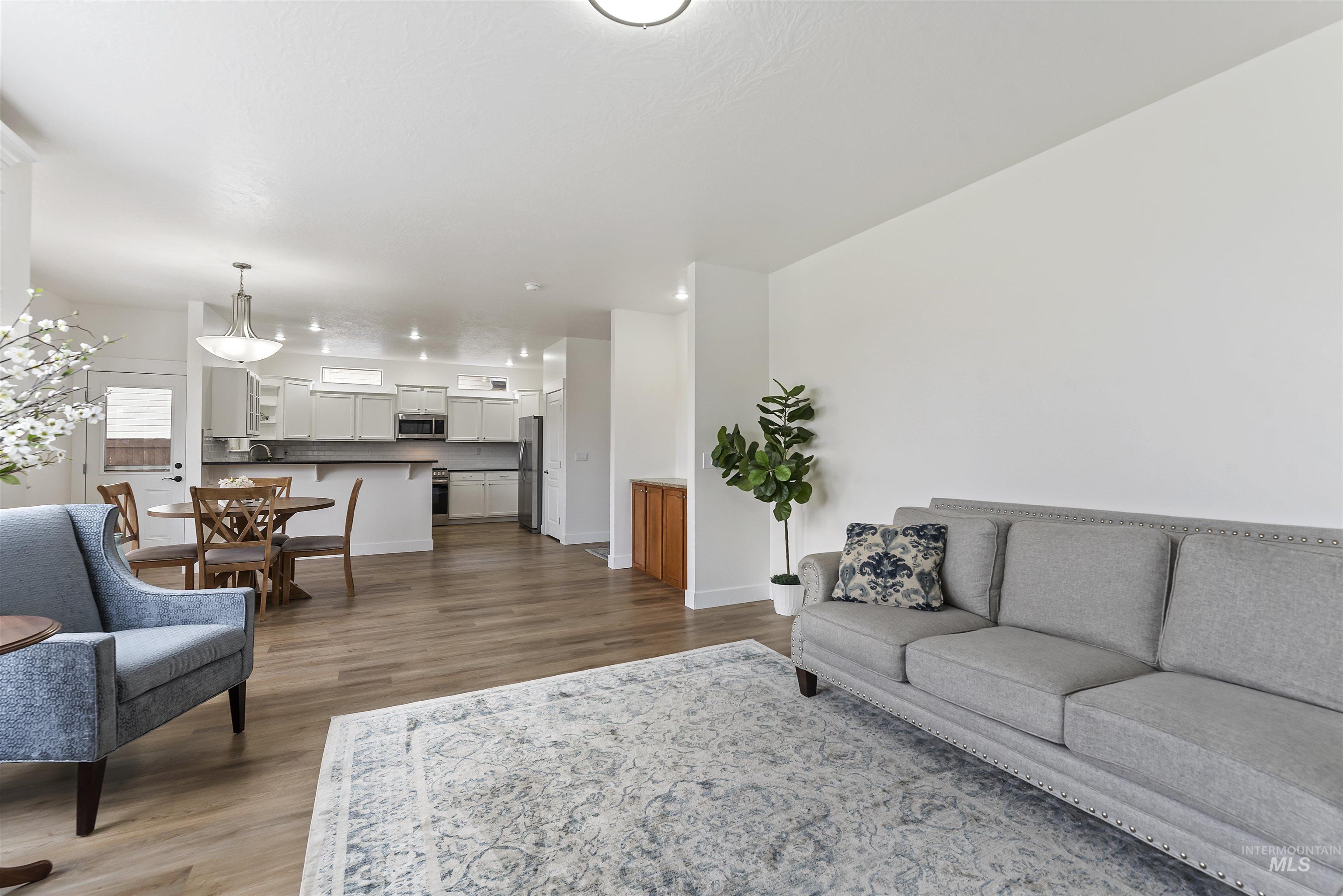 5791 N Arliss Ave, Meridian, Idaho 83646, 3 Bedrooms, 3 Bathrooms, Residential For Sale, Price $649,900, 98981160