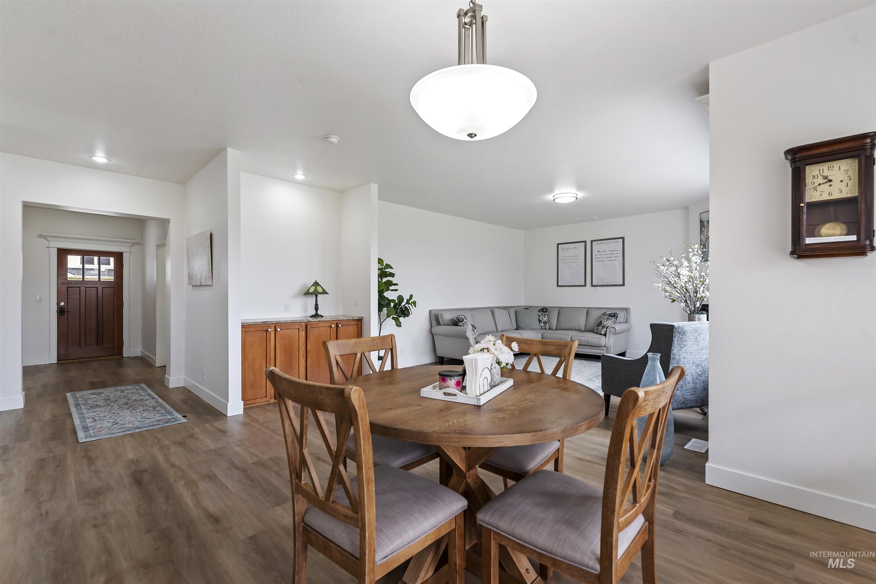 5791 N Arliss Ave, Meridian, Idaho 83646, 3 Bedrooms, 3 Bathrooms, Residential For Sale, Price $649,900, 98981160