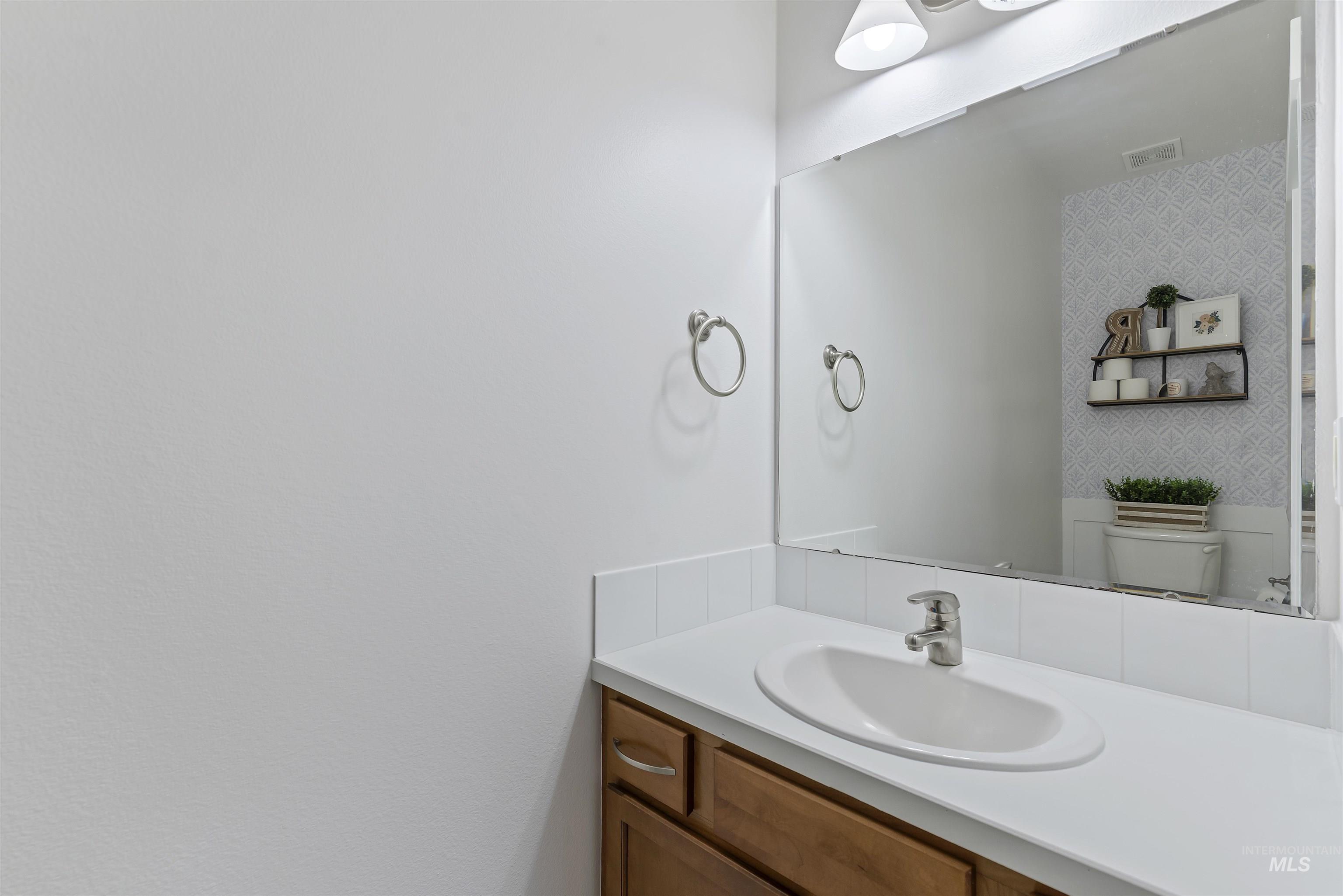 5791 N Arliss Ave, Meridian, Idaho 83646, 3 Bedrooms, 3 Bathrooms, Residential For Sale, Price $649,900, 98981160