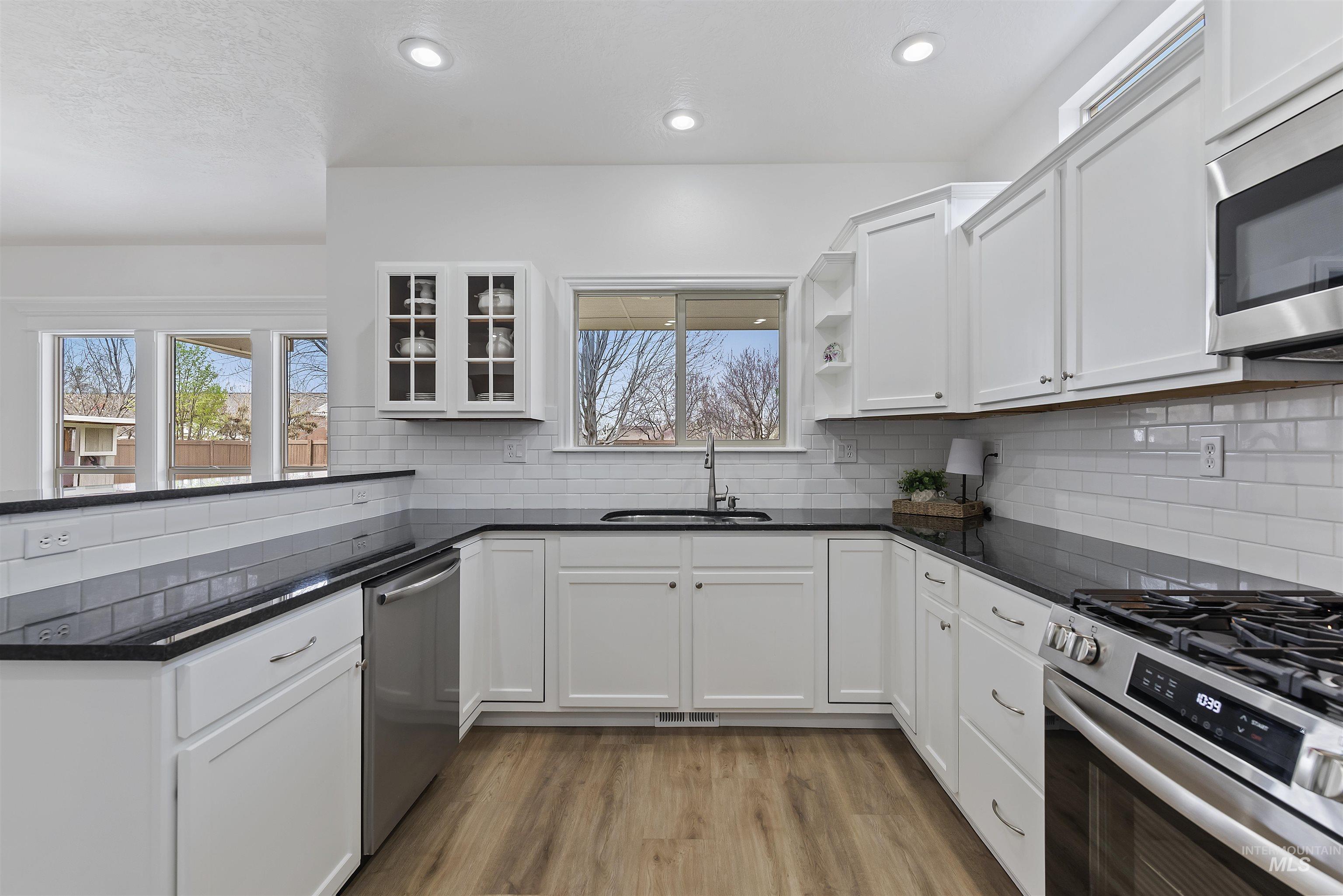 5791 N Arliss Ave, Meridian, Idaho 83646, 3 Bedrooms, 3 Bathrooms, Residential For Sale, Price $649,900, 98981160