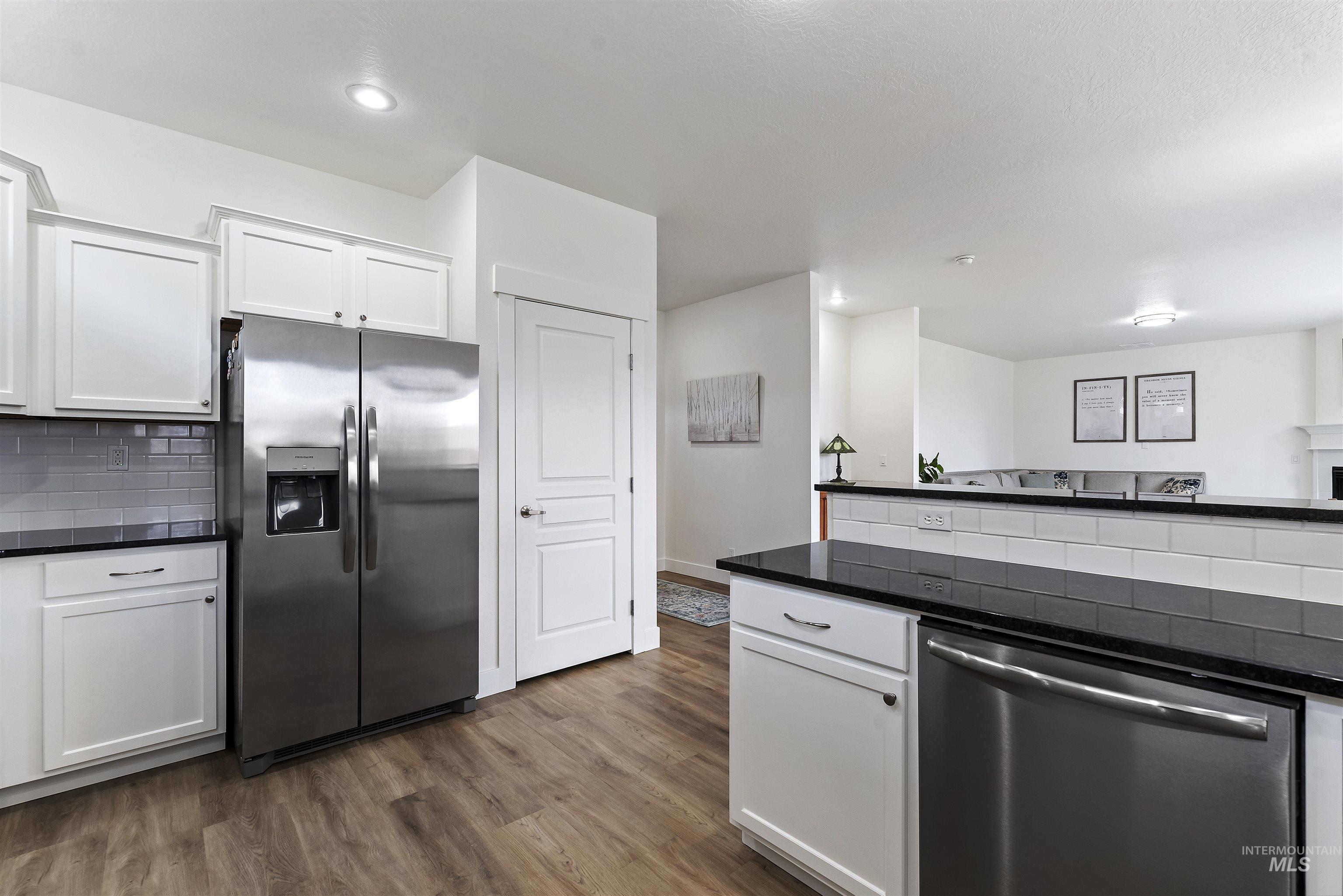 5791 N Arliss Ave, Meridian, Idaho 83646, 3 Bedrooms, 3 Bathrooms, Residential For Sale, Price $649,900, 98981160