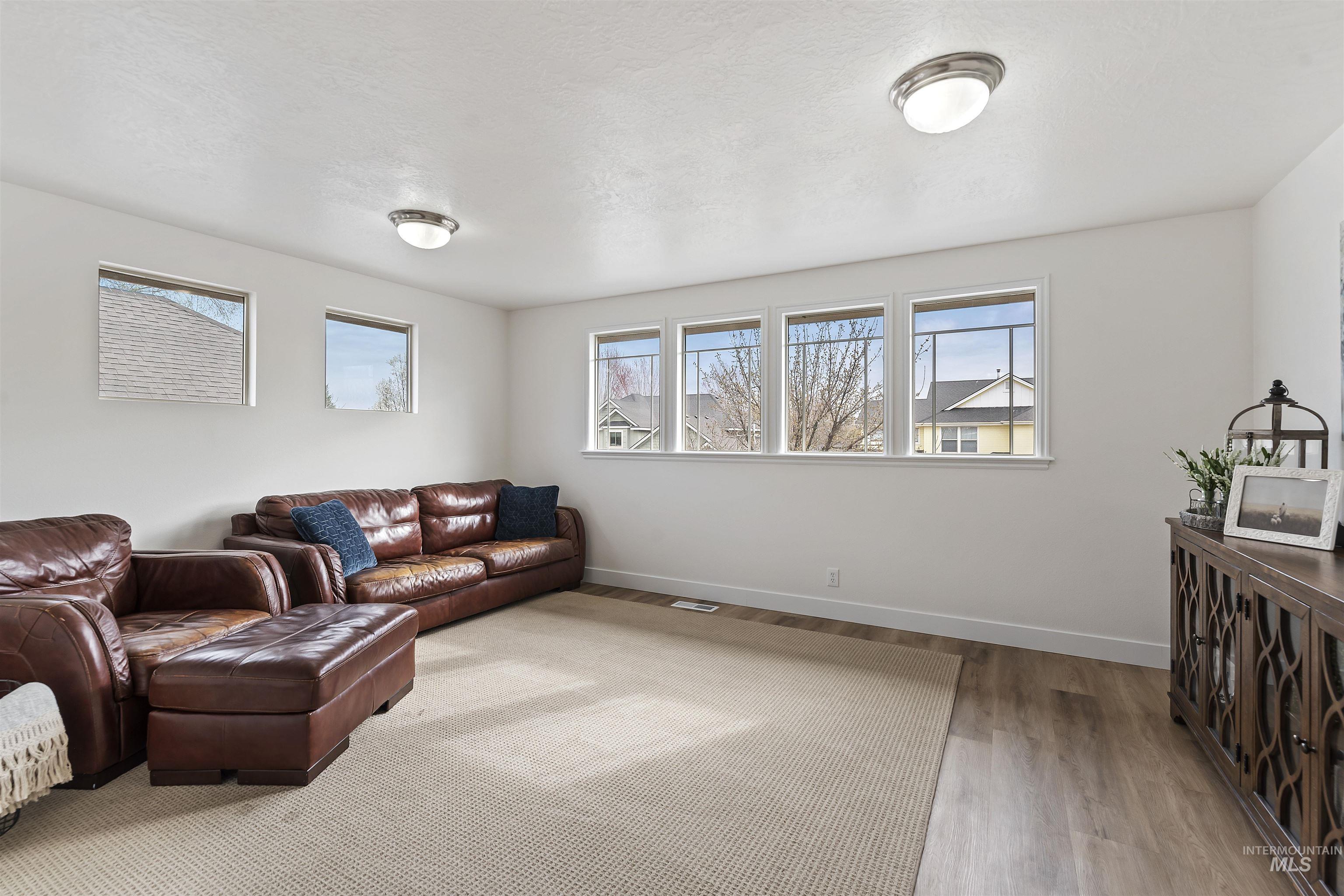 5791 N Arliss Ave, Meridian, Idaho 83646, 3 Bedrooms, 3 Bathrooms, Residential For Sale, Price $629,900, 98981160