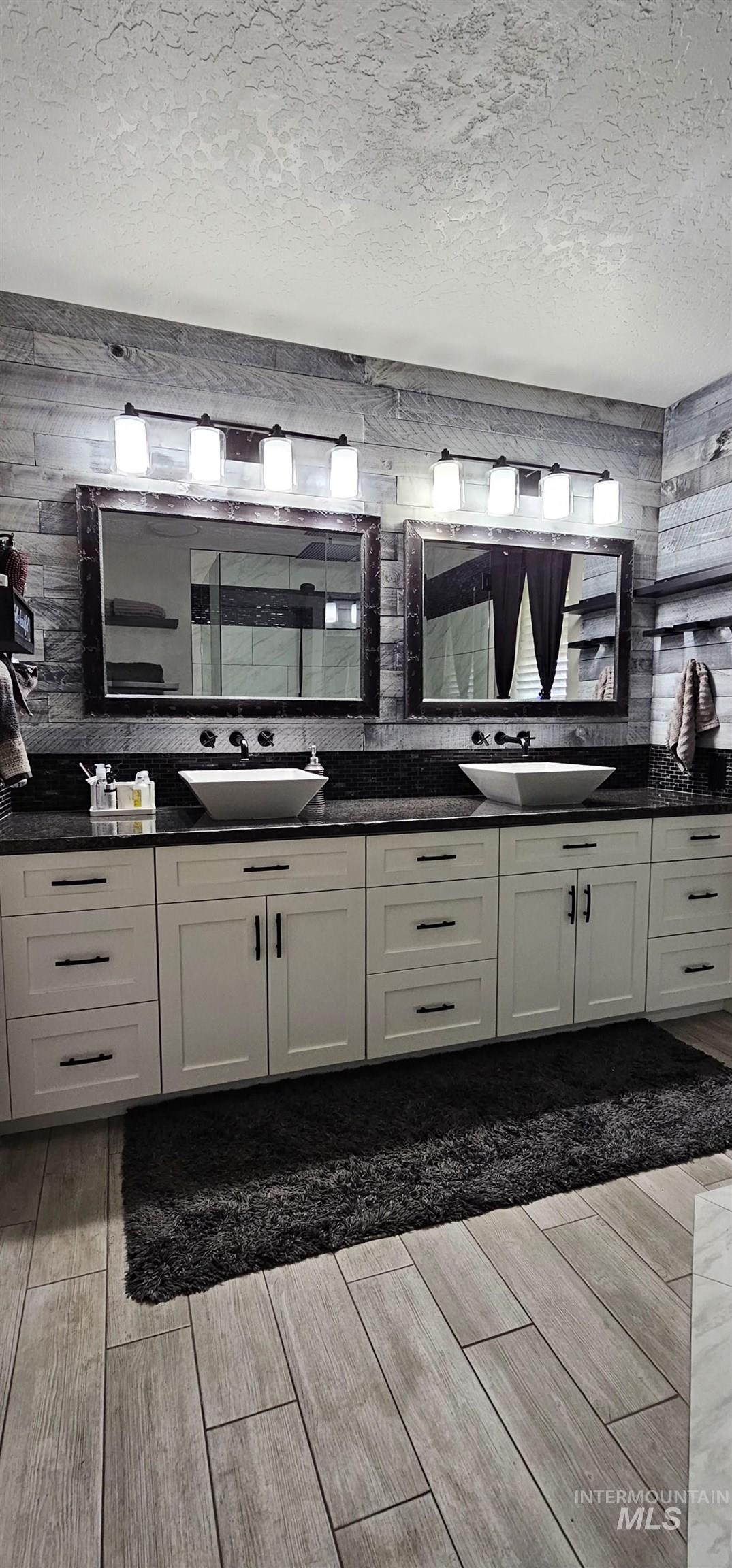 1122 N Roper Place, Meridian, Idaho 83642, 4 Bedrooms, 3 Bathrooms, Residential For Sale, Price $715,000, 98981161