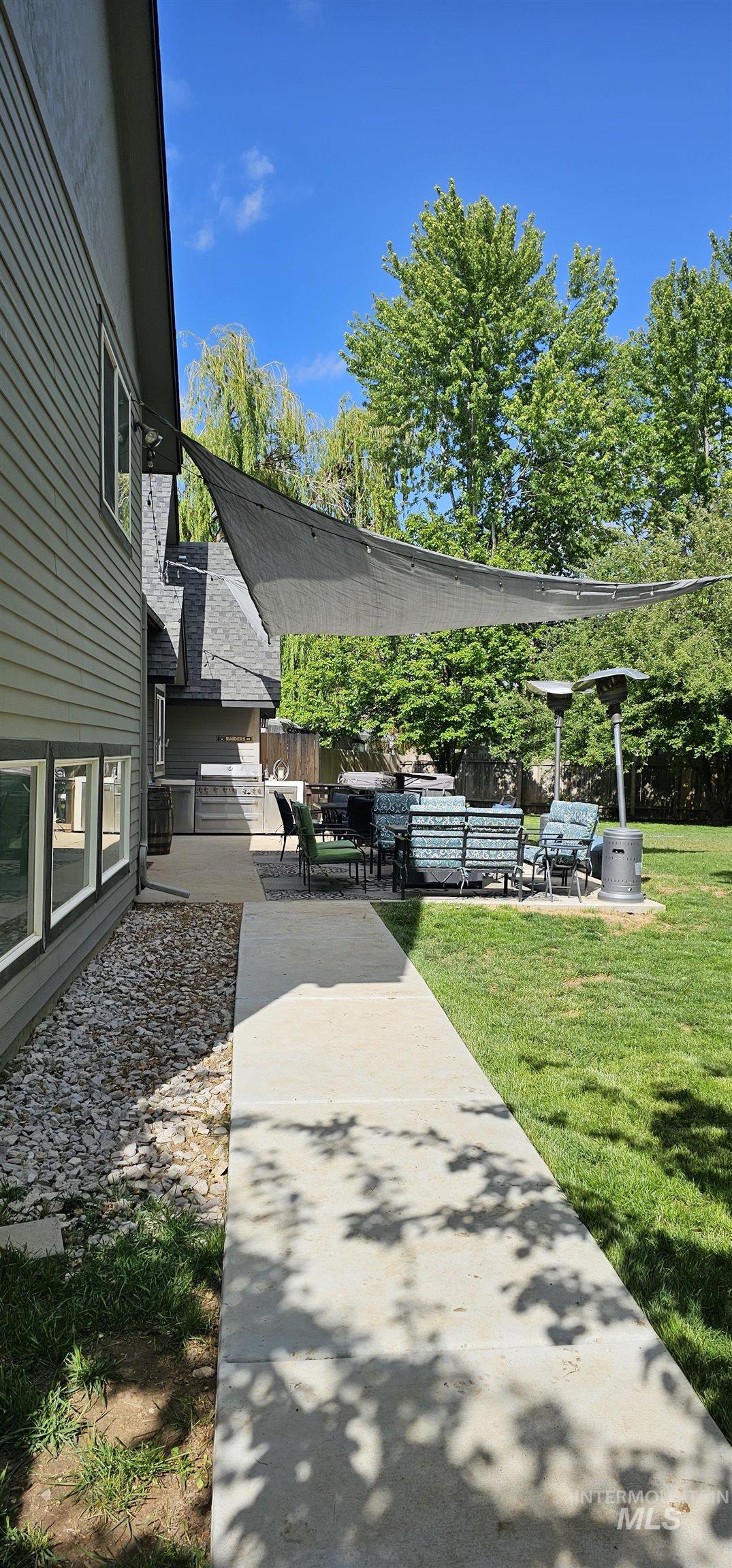 1122 N Roper Place, Meridian, Idaho 83642, 4 Bedrooms, 3 Bathrooms, Residential For Sale, Price $715,000, 98981161