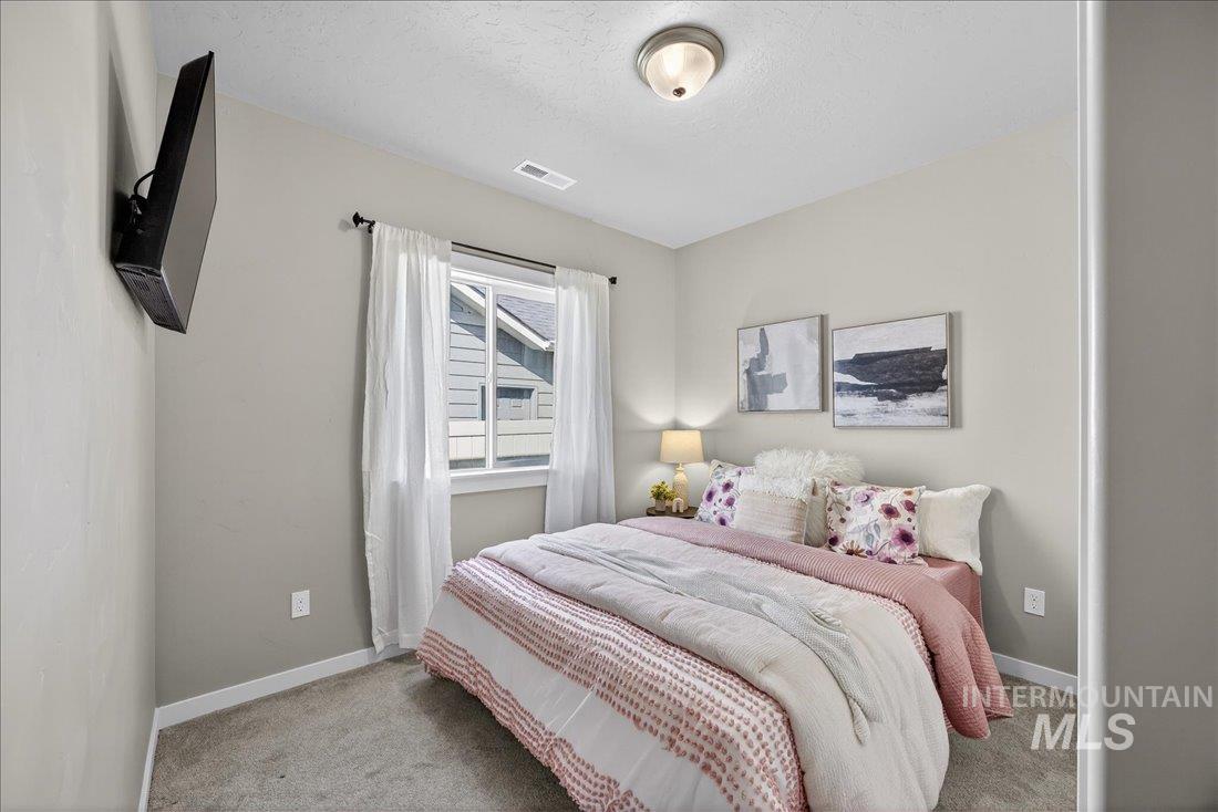 437 W Contender Dr, Meridian, Idaho 83642, 3 Bedrooms, 2 Bathrooms, Residential For Sale, Price $415,000, 98981163