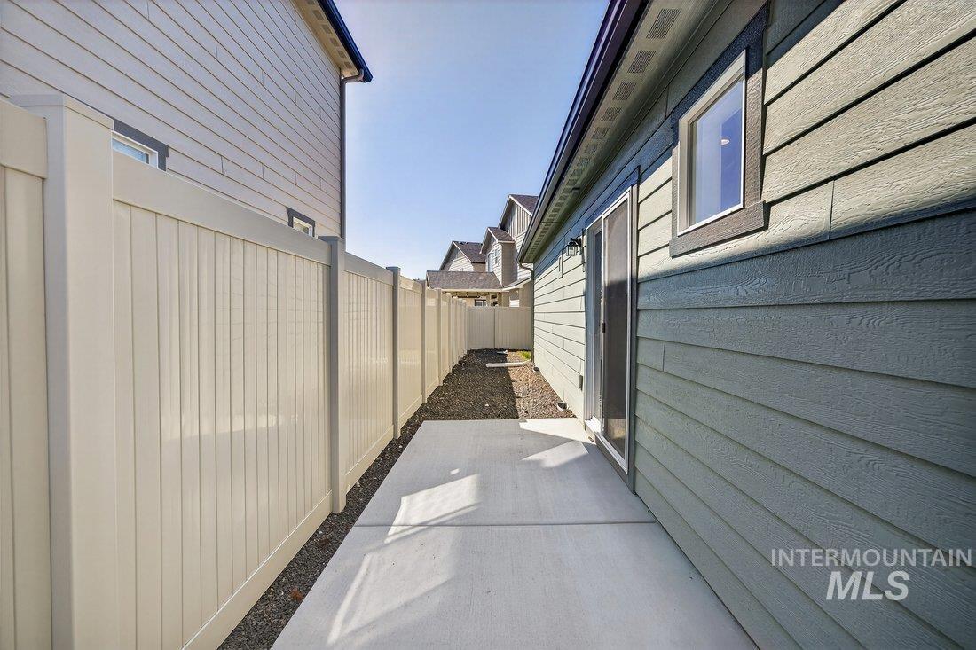 437 W Contender Dr, Meridian, Idaho 83642, 3 Bedrooms, 2 Bathrooms, Residential For Sale, Price $415,000, 98981163