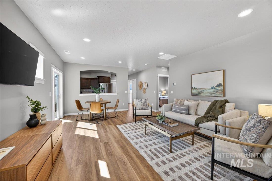 437 W Contender Dr, Meridian, Idaho 83642, 3 Bedrooms, 2 Bathrooms, Residential For Sale, Price $415,000, 98981163