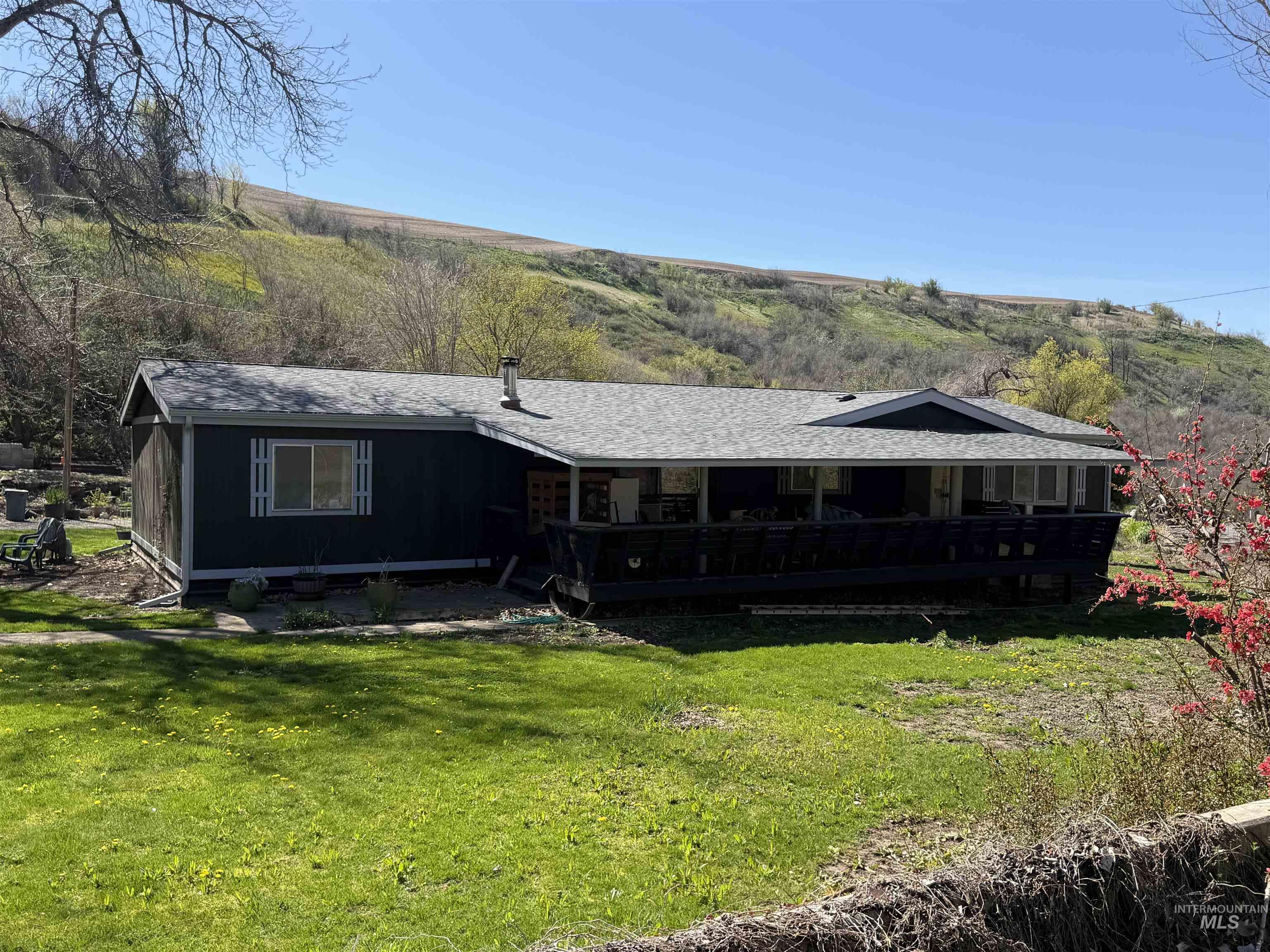 27474 N Tom Beall Road, Lapwai, Idaho 83540, 3 Bedrooms, 2 Bathrooms, Residential For Sale, Price $425,000, 98981164