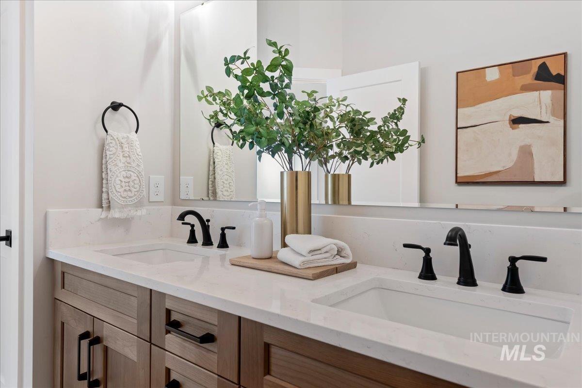 901 W Malbar St., Meridian, Idaho 83646, 4 Bedrooms, 3.5 Bathrooms, Residential For Sale, Price $739,900, 98981165