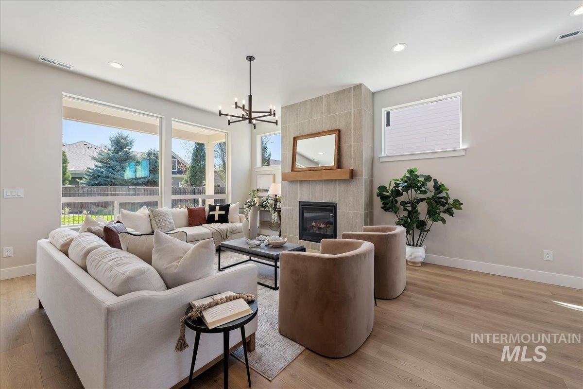 901 W Malbar St., Meridian, Idaho 83646, 4 Bedrooms, 3.5 Bathrooms, Residential For Sale, Price $739,900, 98981165