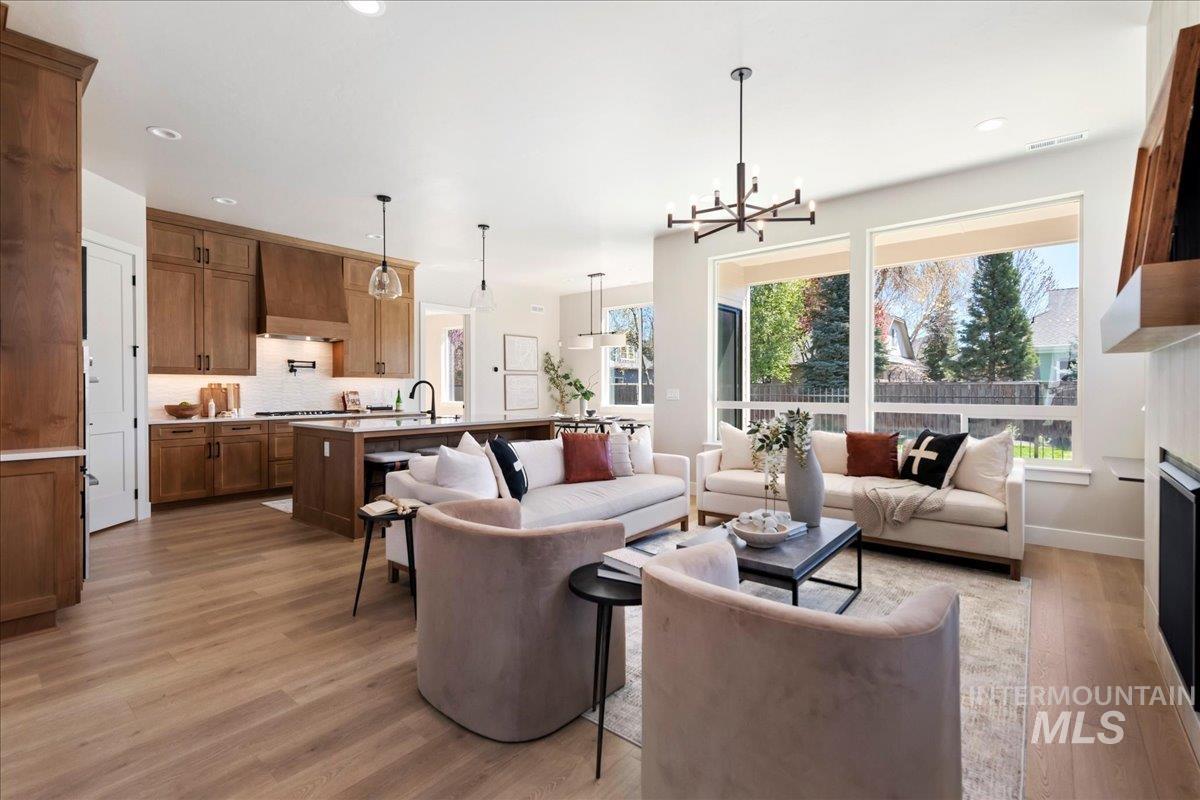 901 W Malbar St., Meridian, Idaho 83646, 4 Bedrooms, 3.5 Bathrooms, Residential For Sale, Price $739,900, 98981165