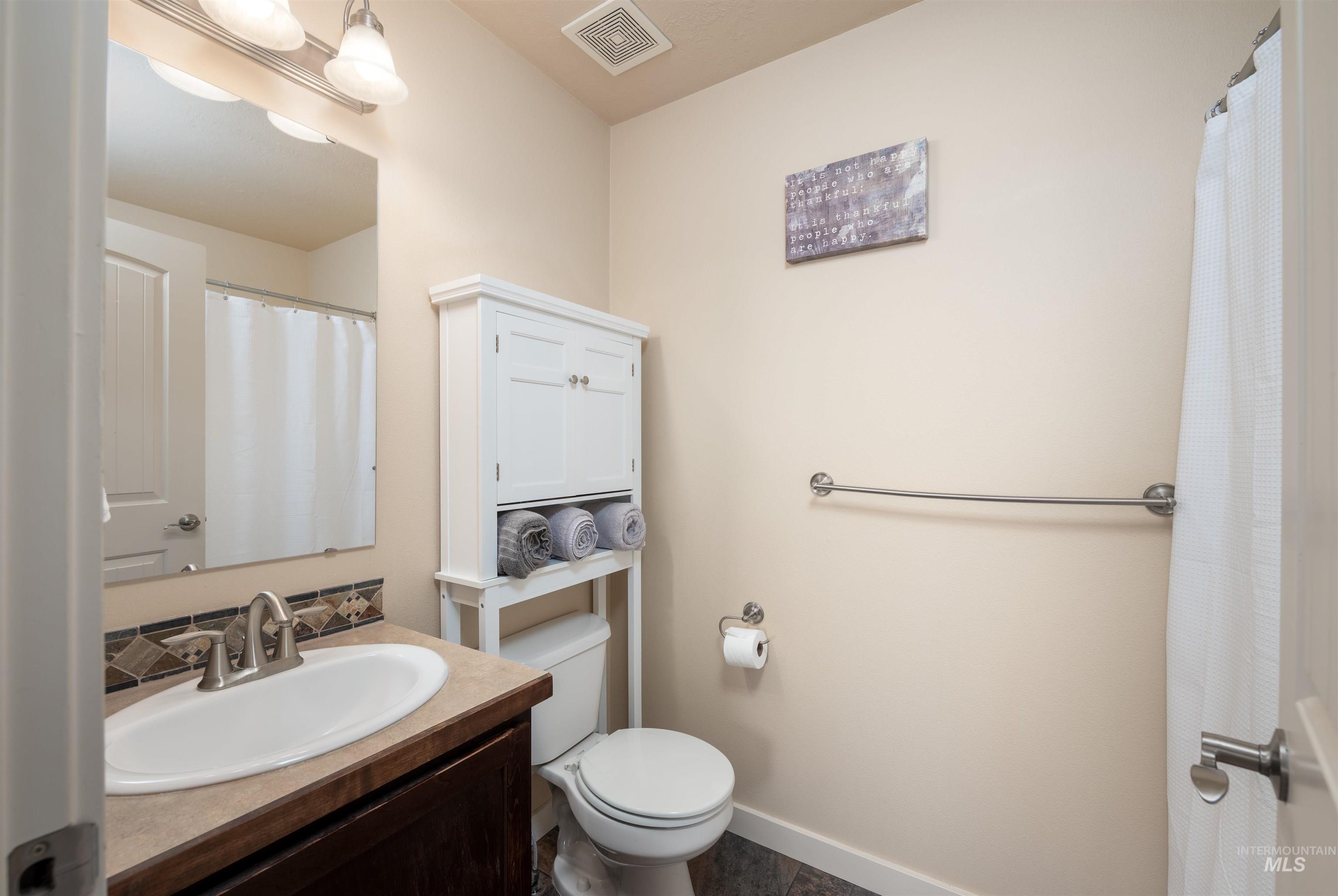 9155 W Brogan Drive, Boise, Idaho 83709, 2 Bedrooms, 2 Bathrooms, Residential For Sale, Price $335,000, 98981166