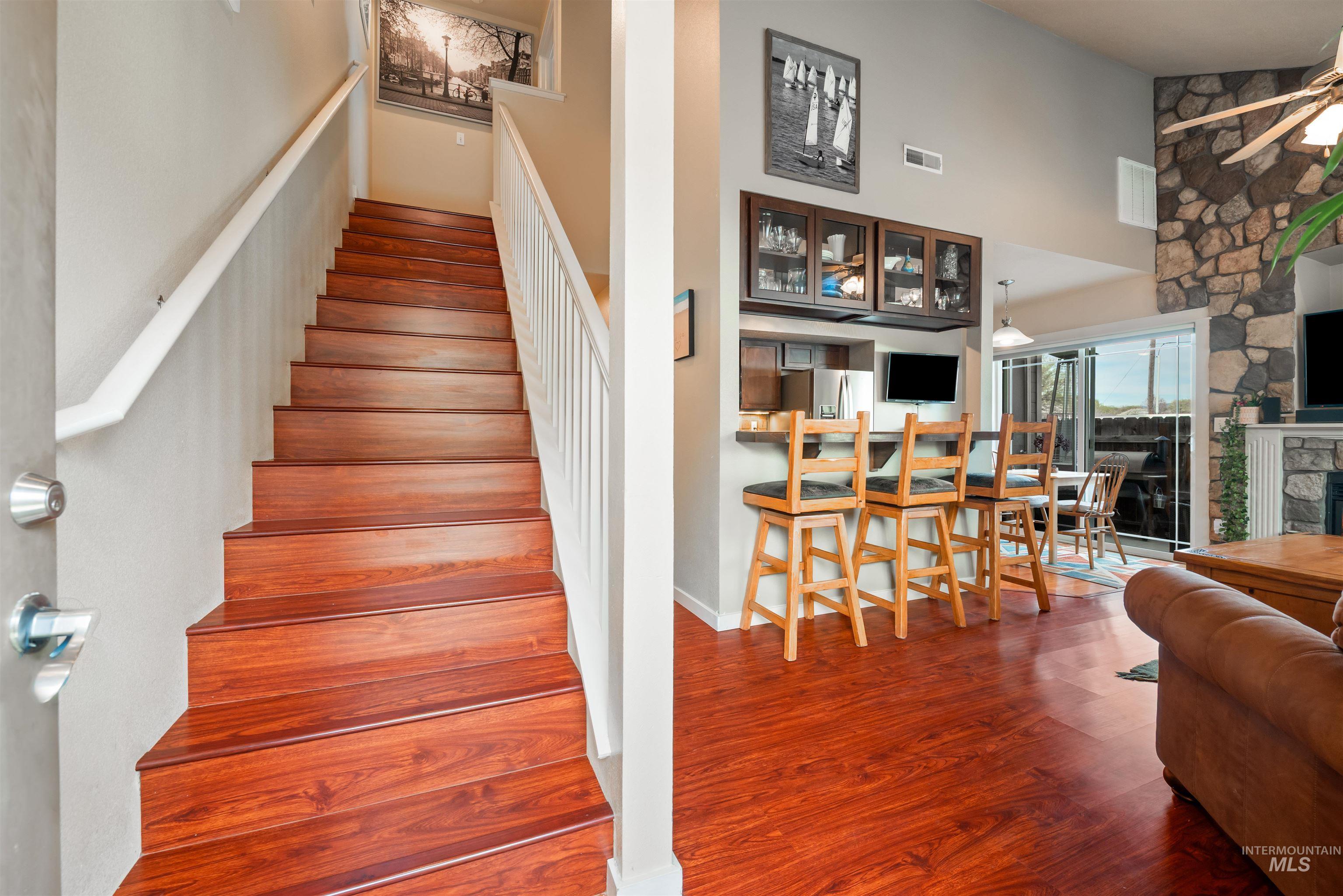 9155 W Brogan Drive, Boise, Idaho 83709, 2 Bedrooms, 2 Bathrooms, Residential For Sale, Price $335,000, 98981166