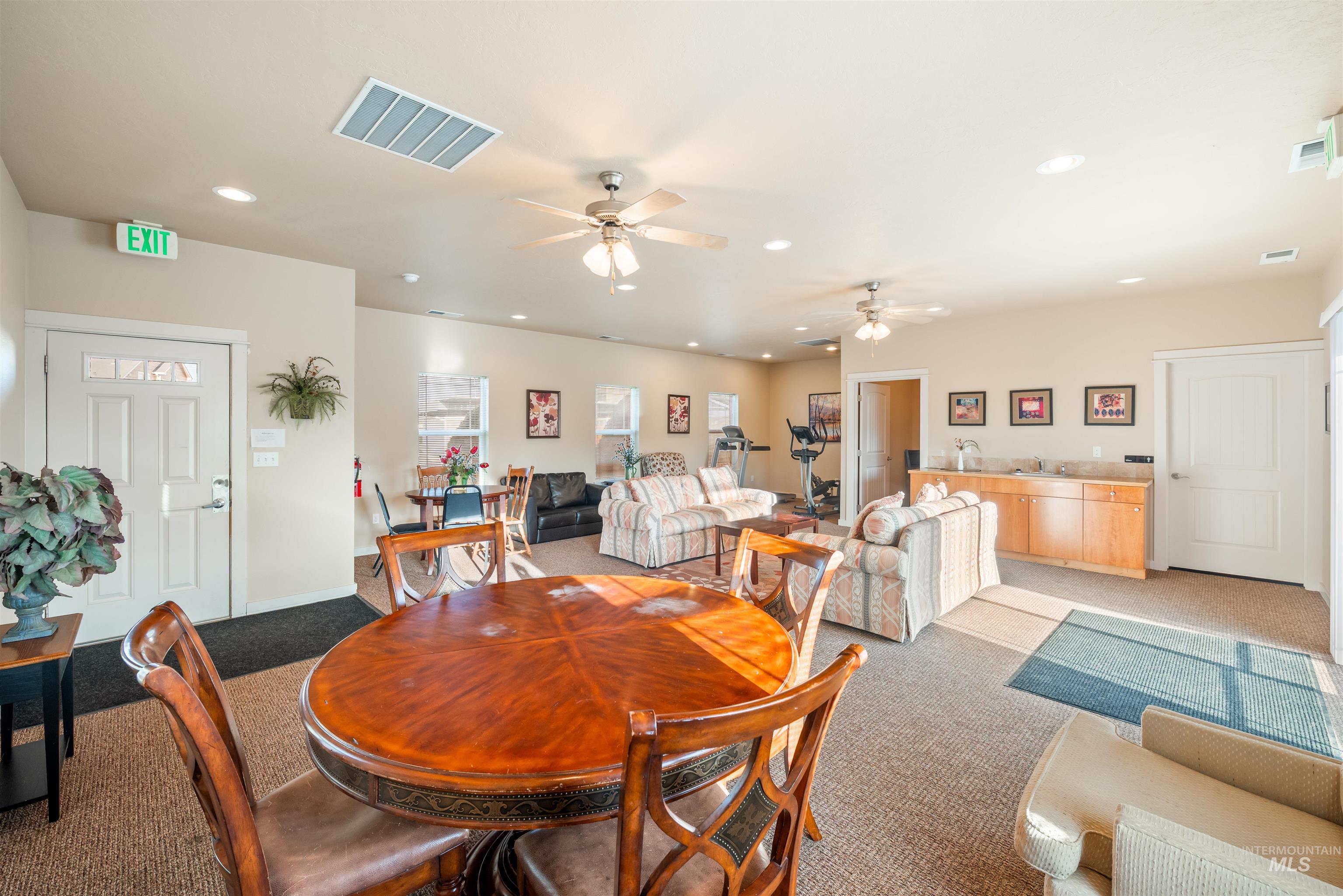 9155 W Brogan Drive, Boise, Idaho 83709, 2 Bedrooms, 2 Bathrooms, Residential For Sale, Price $335,000, 98981166