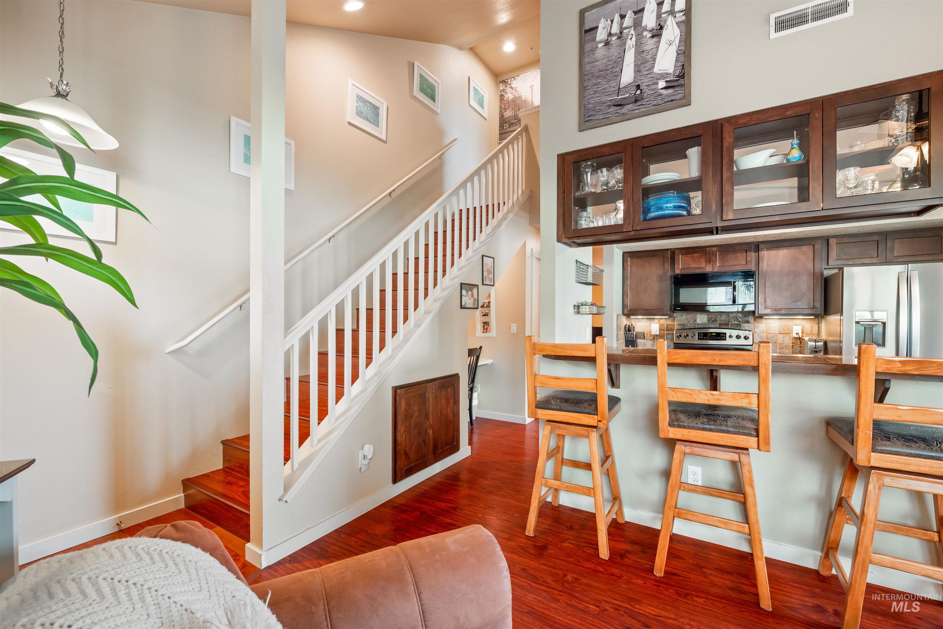 9155 W Brogan Drive, Boise, Idaho 83709, 2 Bedrooms, 2 Bathrooms, Residential For Sale, Price $335,000, 98981166