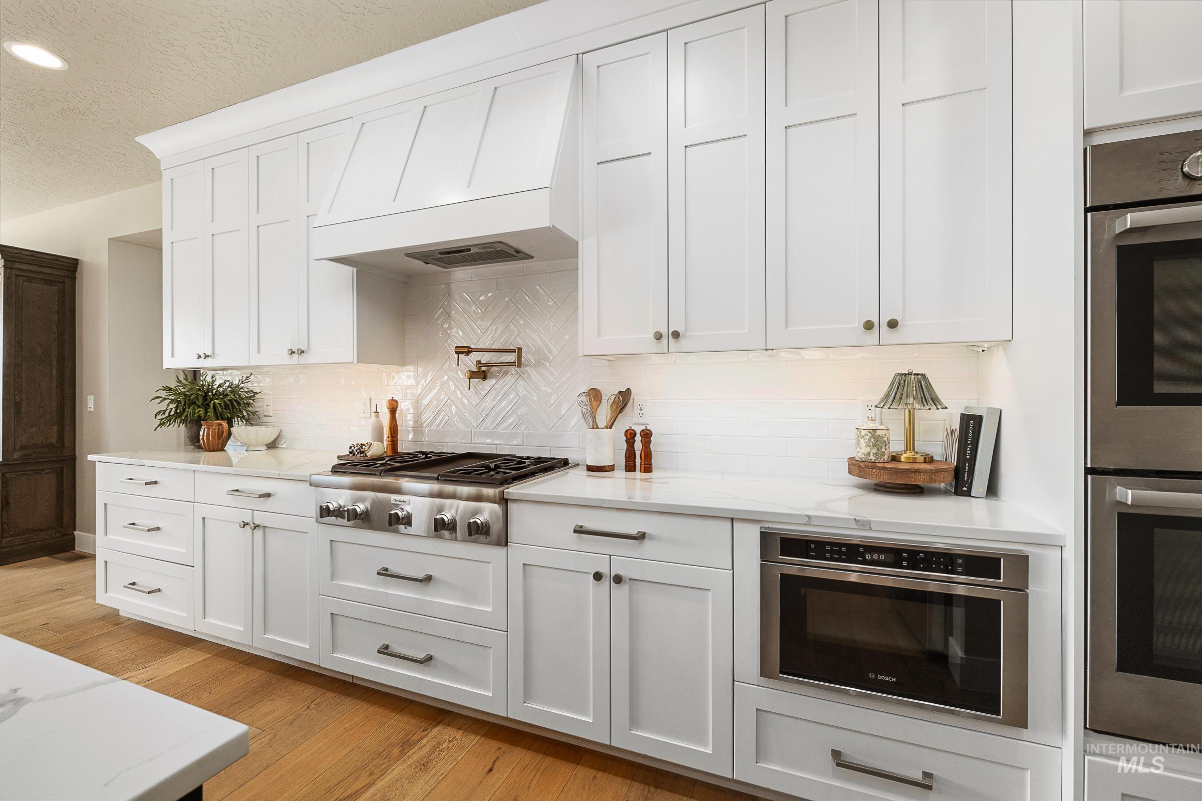 550 S Devon Ave, Star, Idaho 83669-6156, 3 Bedrooms, 2.5 Bathrooms, Residential For Sale, Price $925,000, 98981168