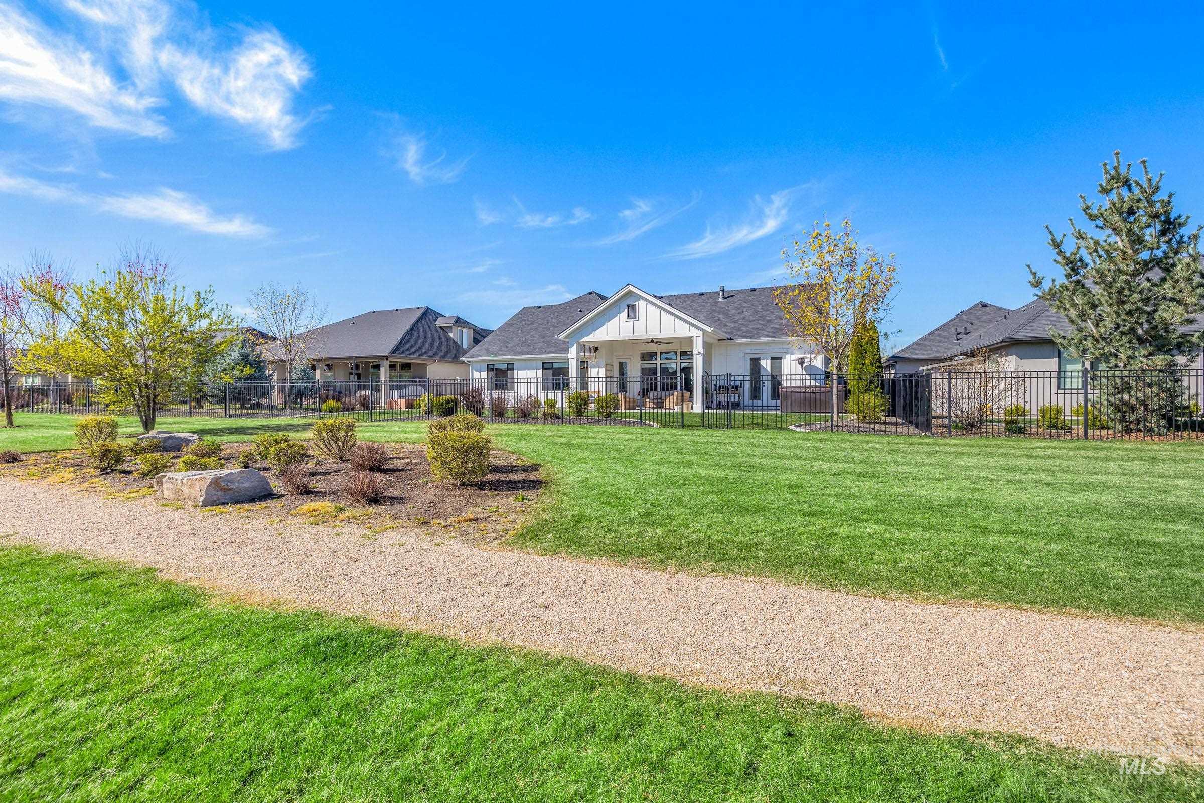 550 S Devon Ave, Star, Idaho 83669-6156, 3 Bedrooms, 2.5 Bathrooms, Residential For Sale, Price $925,000, 98981168