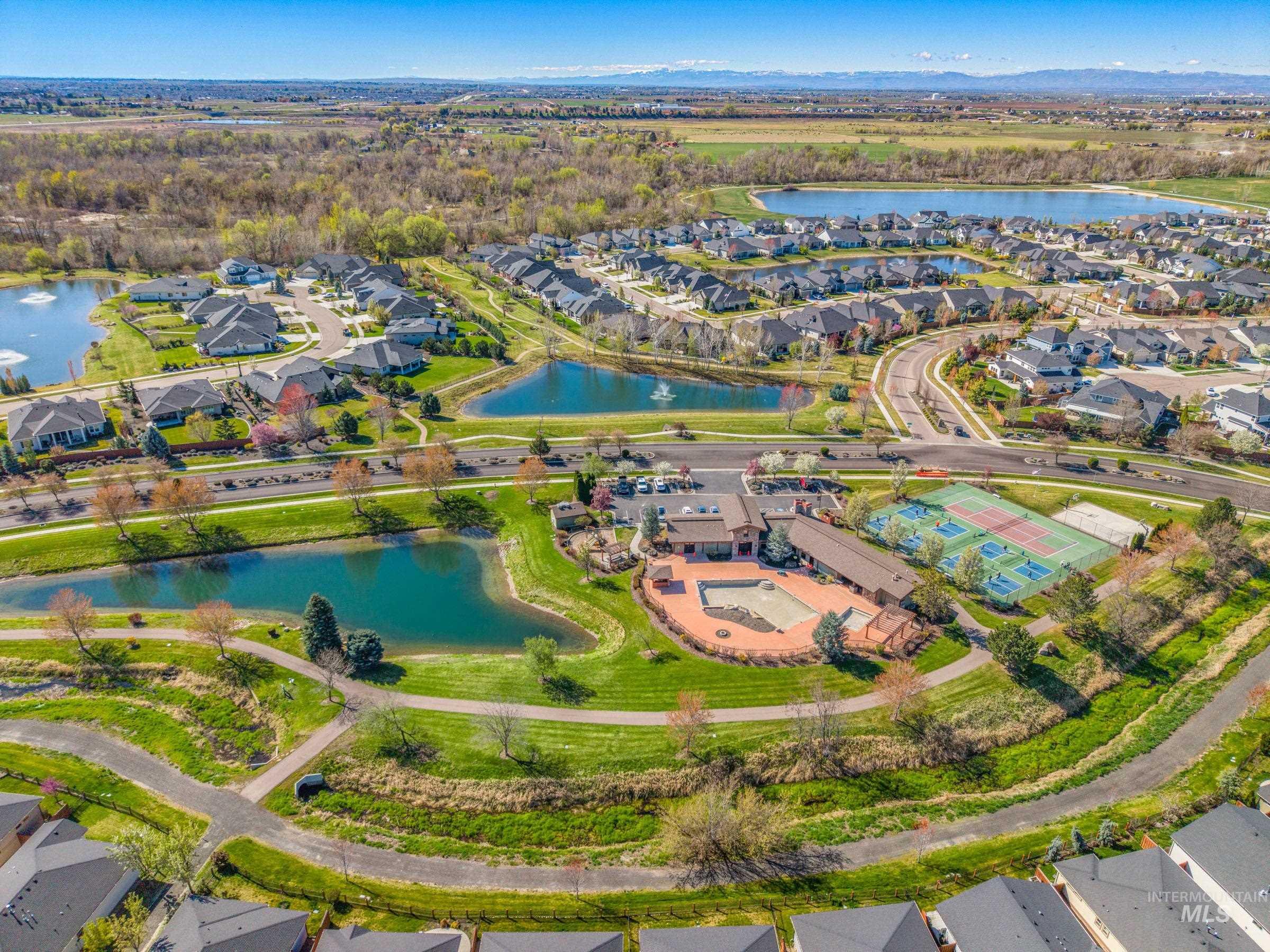 550 S Devon Ave, Star, Idaho 83669-6156, 3 Bedrooms, 2.5 Bathrooms, Residential For Sale, Price $925,000, 98981168