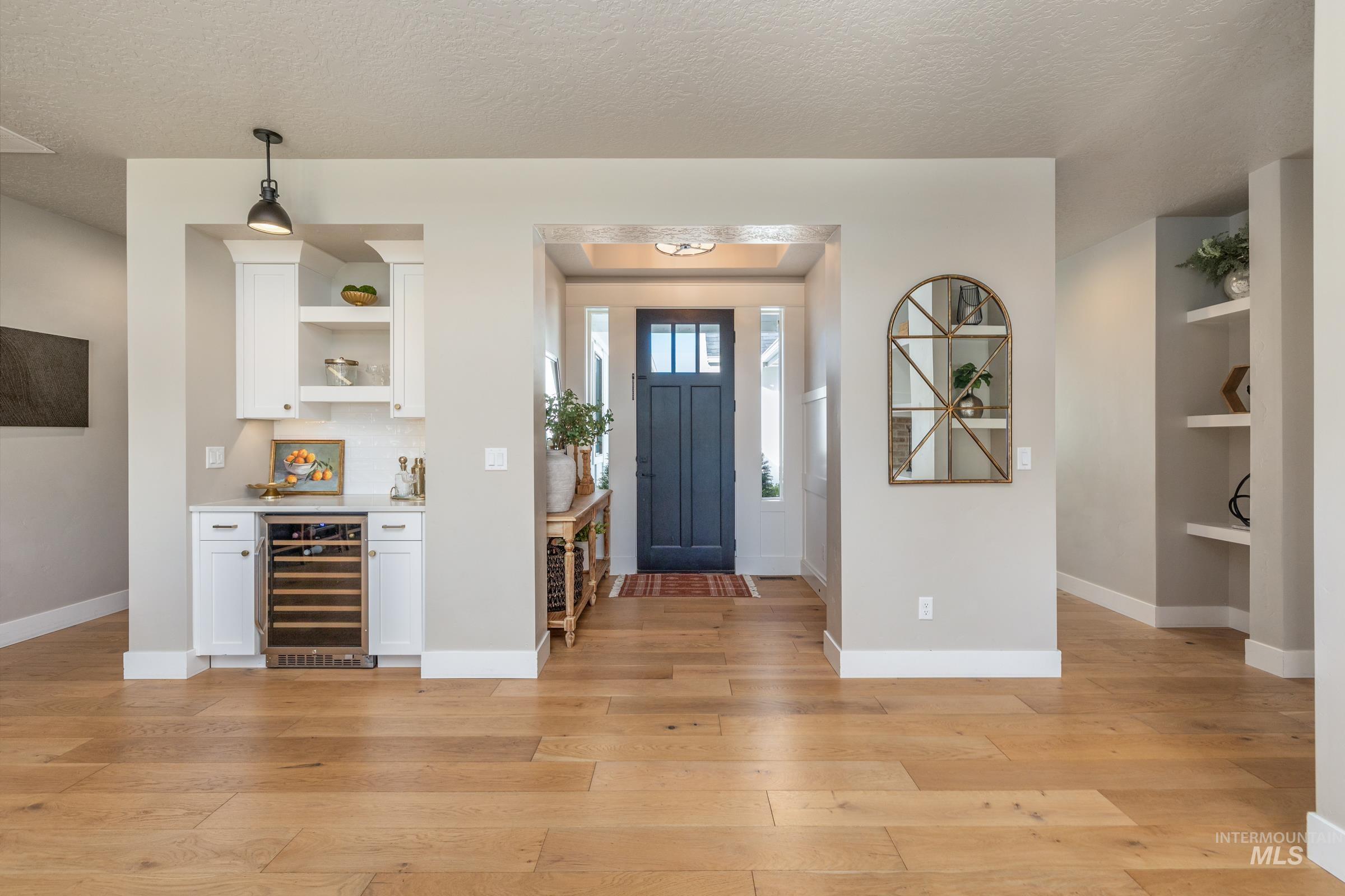 550 S Devon Ave, Star, Idaho 83669-6156, 3 Bedrooms, 2.5 Bathrooms, Residential For Sale, Price $925,000, 98981168