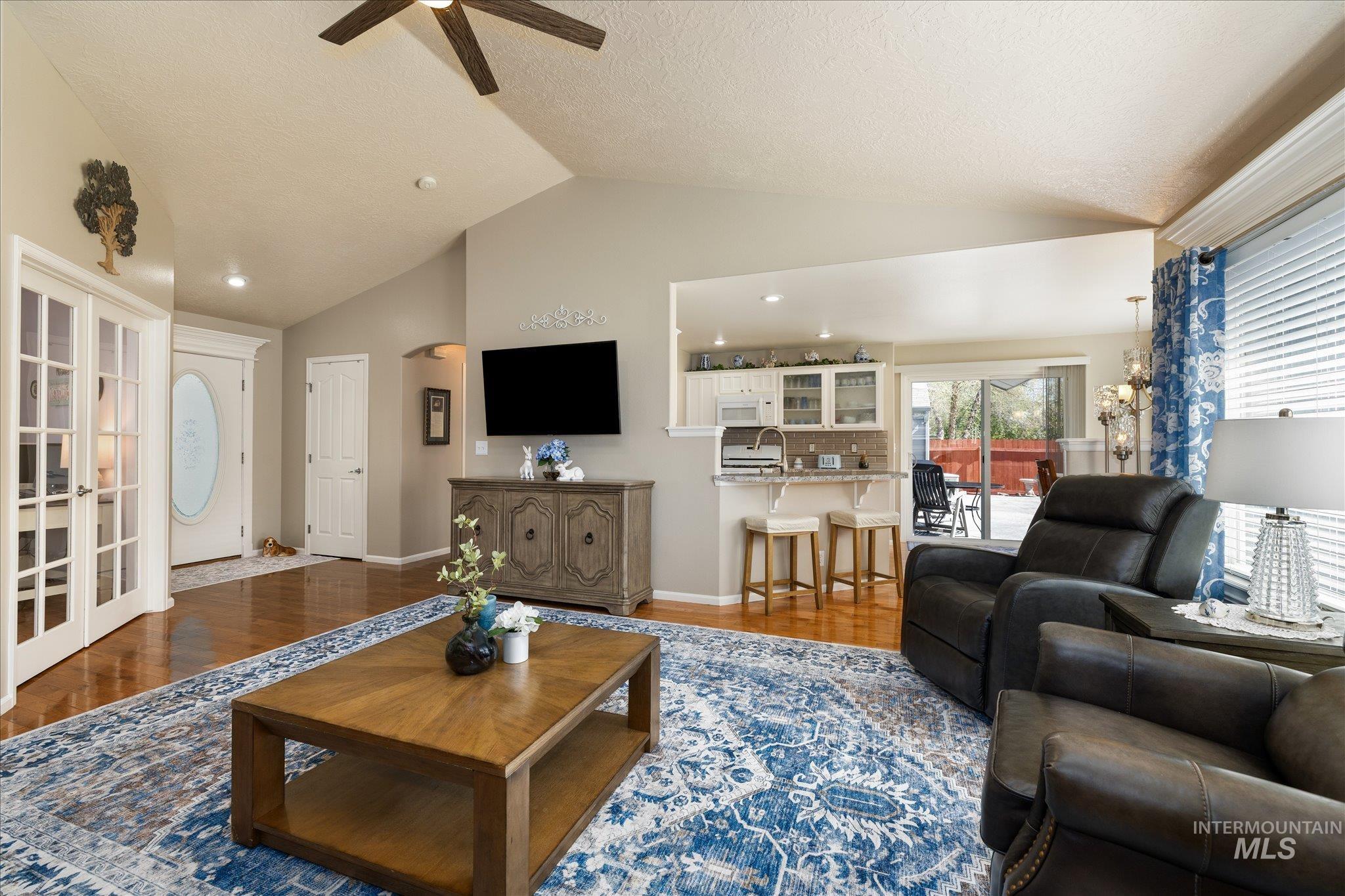 2915 E Green Canyon Dr, Meridian, Idaho 83642, 4 Bedrooms, 2 Bathrooms, Residential For Sale, Price $550,000, 98981169