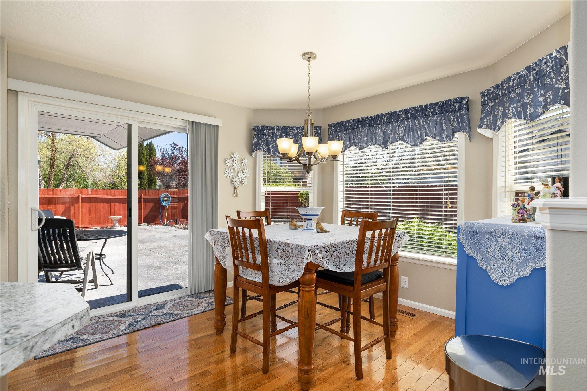 2915 E Green Canyon Dr, Meridian, Idaho 83642, 4 Bedrooms, 2 Bathrooms, Residential For Sale, Price $550,000, 98981169