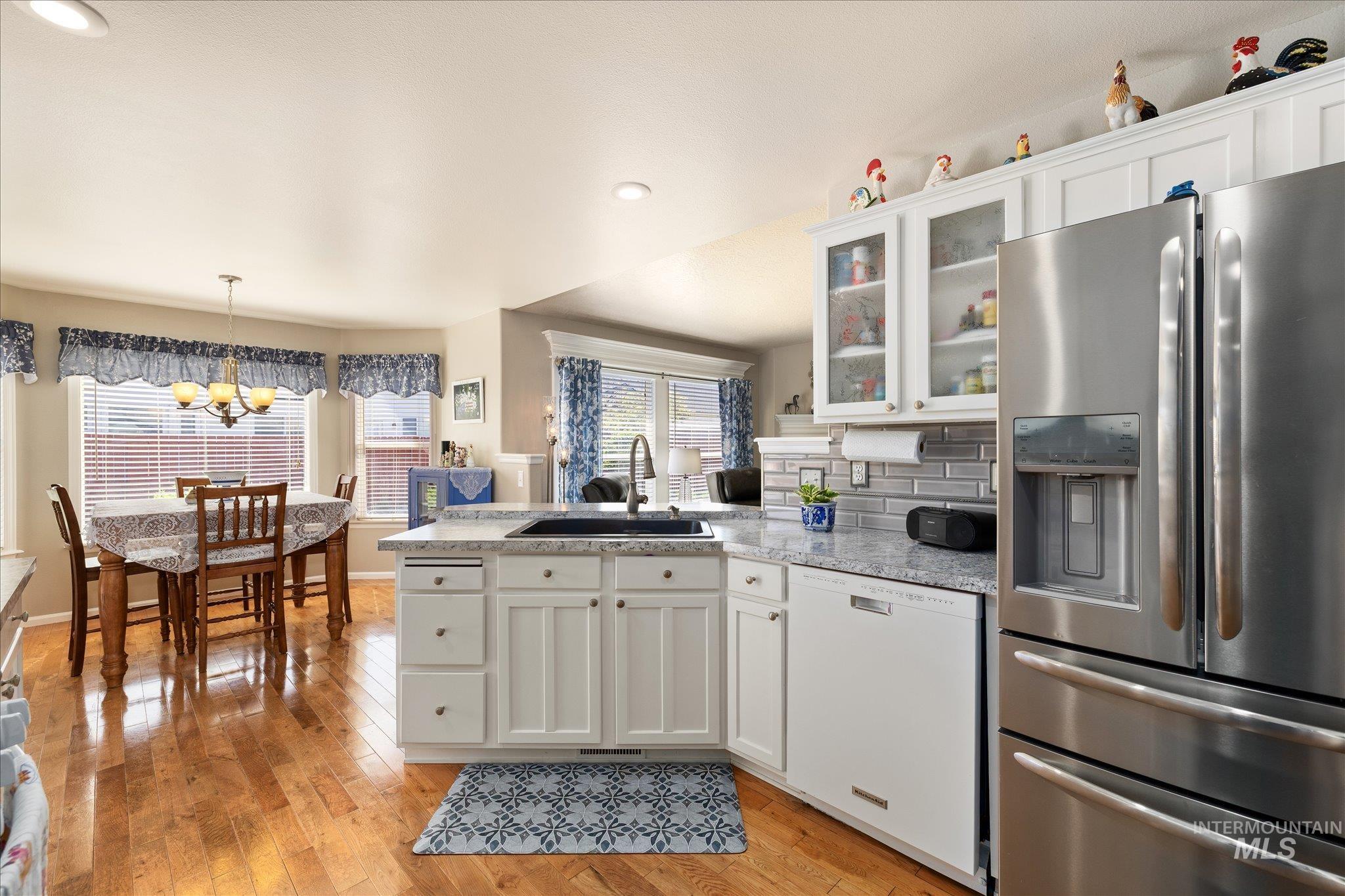 2915 E Green Canyon Dr, Meridian, Idaho 83642, 4 Bedrooms, 2 Bathrooms, Residential For Sale, Price $550,000, 98981169